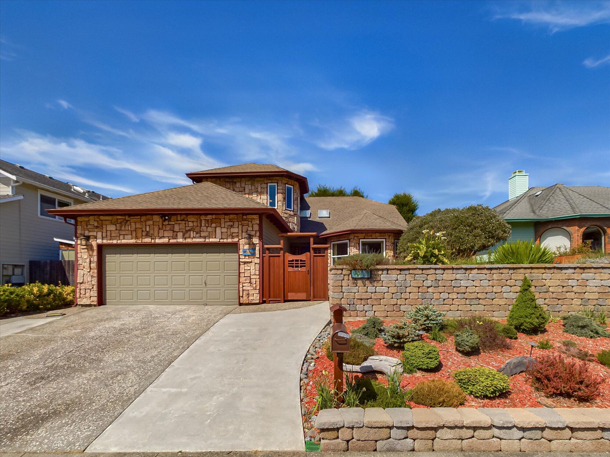 4971 Lundblade Drive