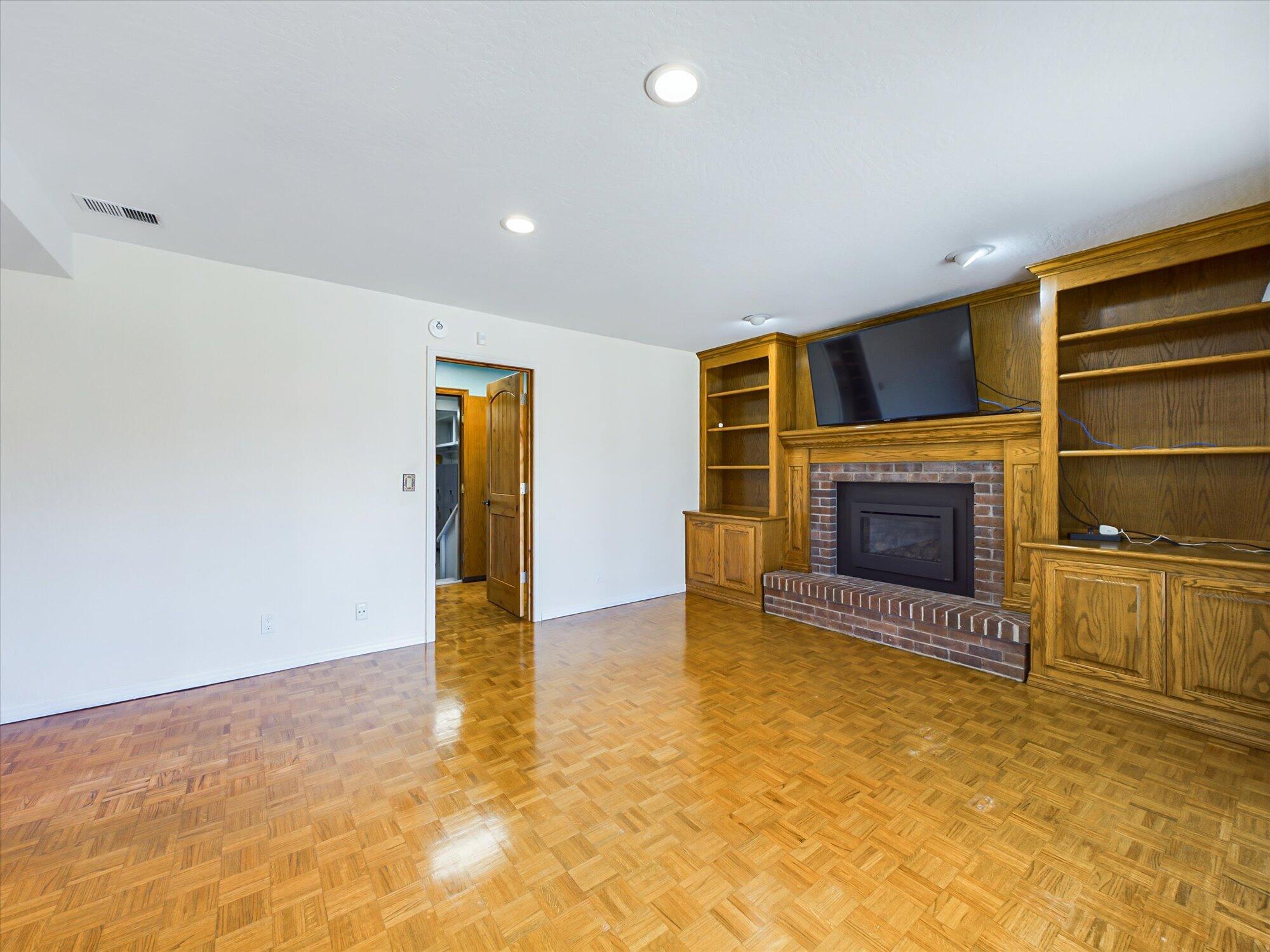 4971 Lundblade Drive