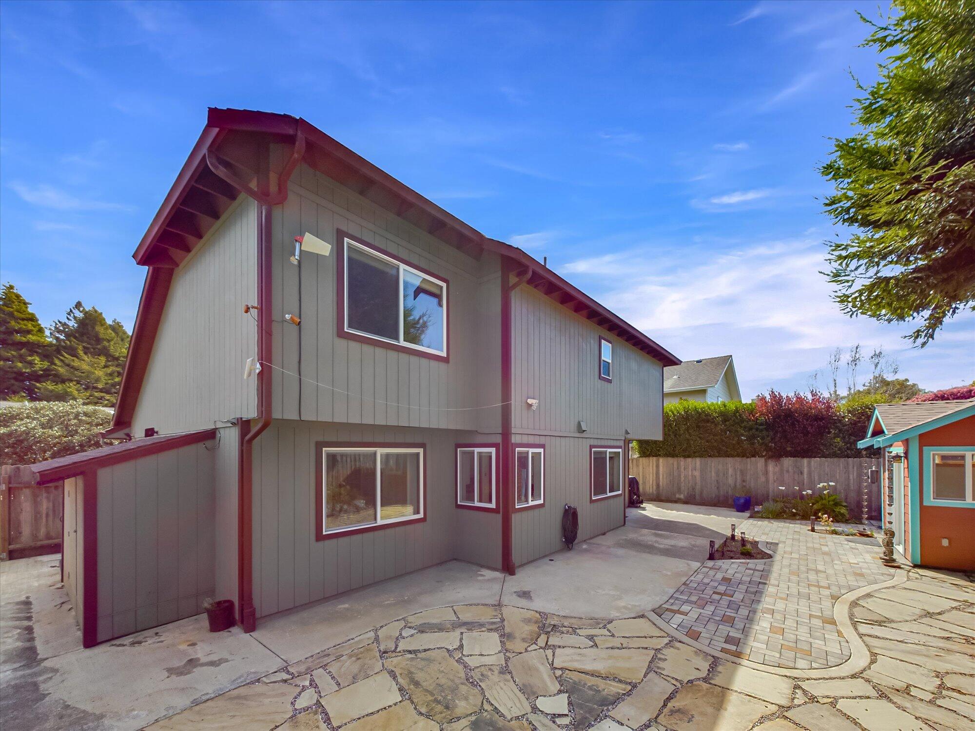 4971 Lundblade Drive