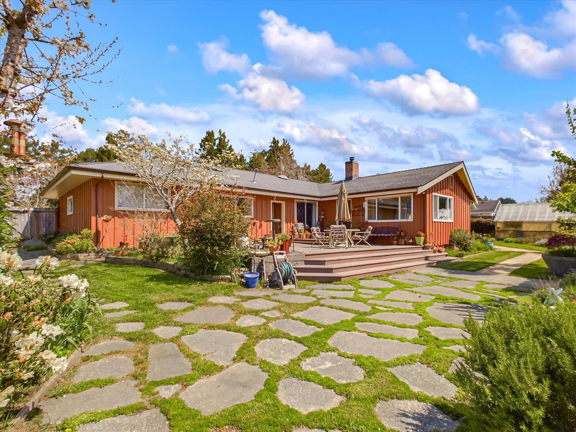 366 Garland Avenue