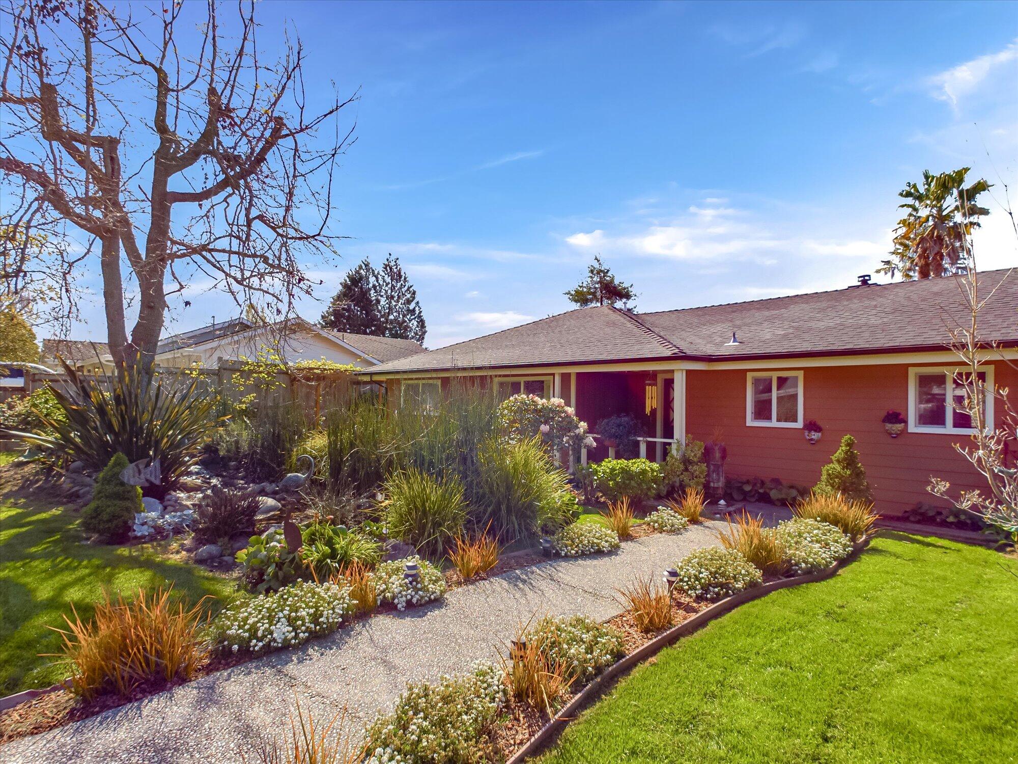 366 Garland Avenue