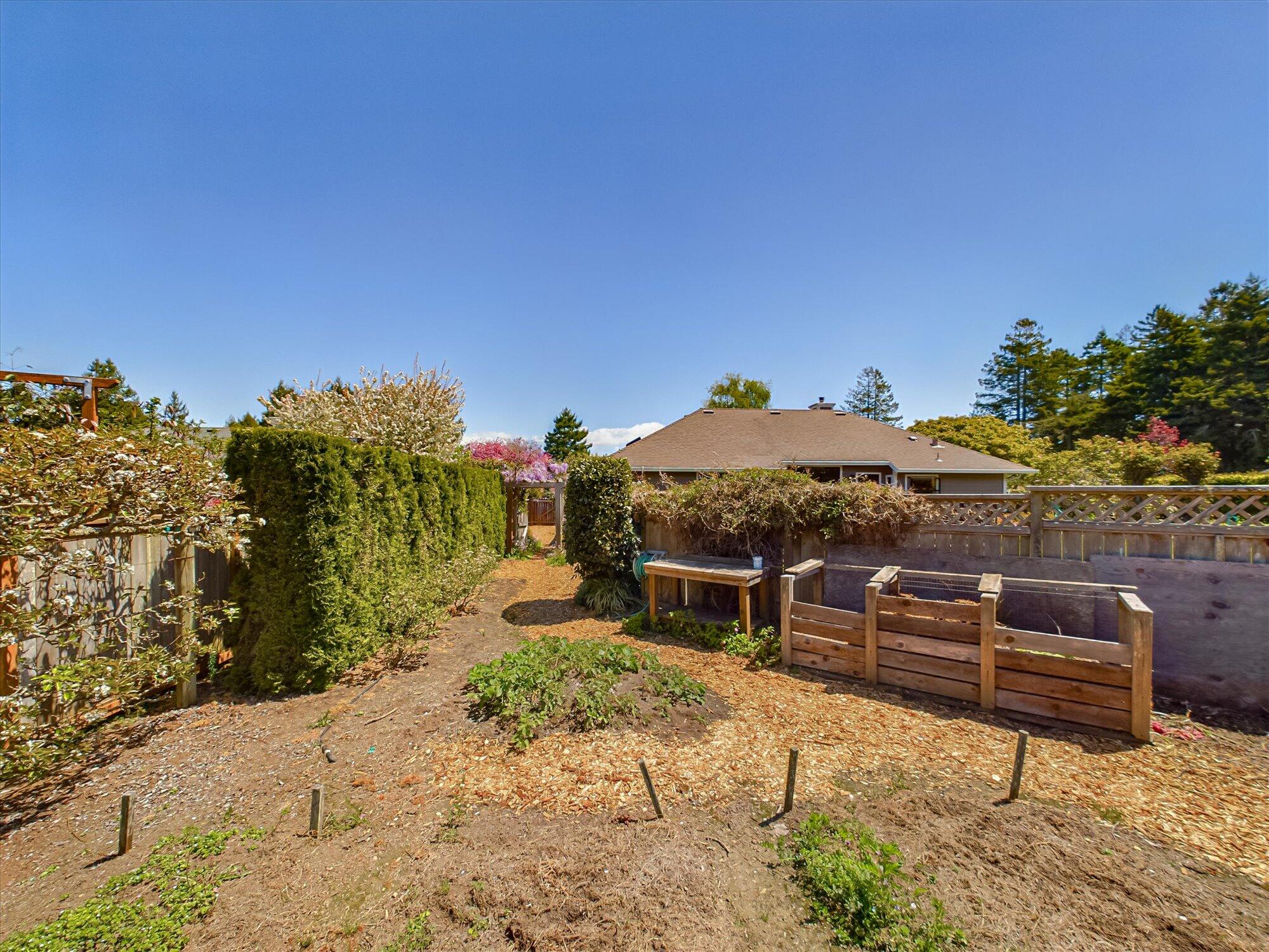 5798 Matsen Way