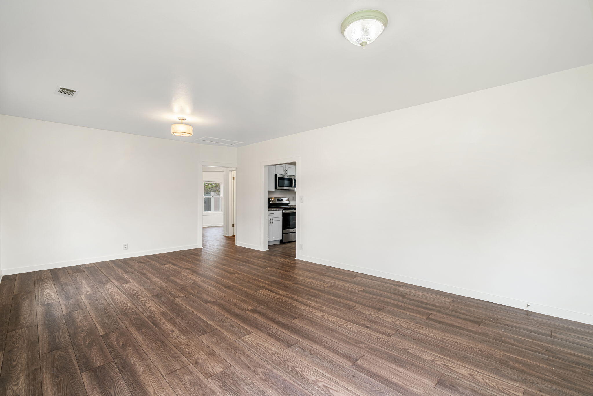 3558 High Street