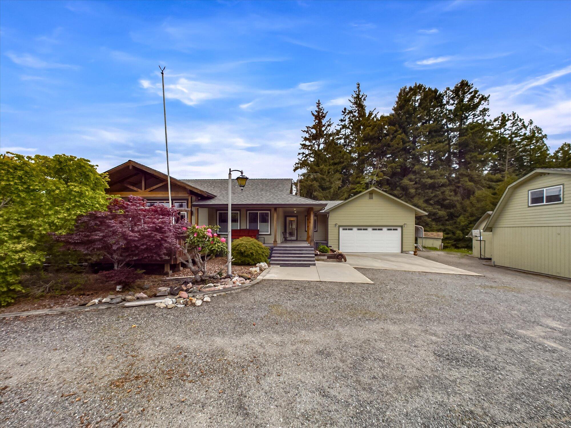 3925 Campton Road