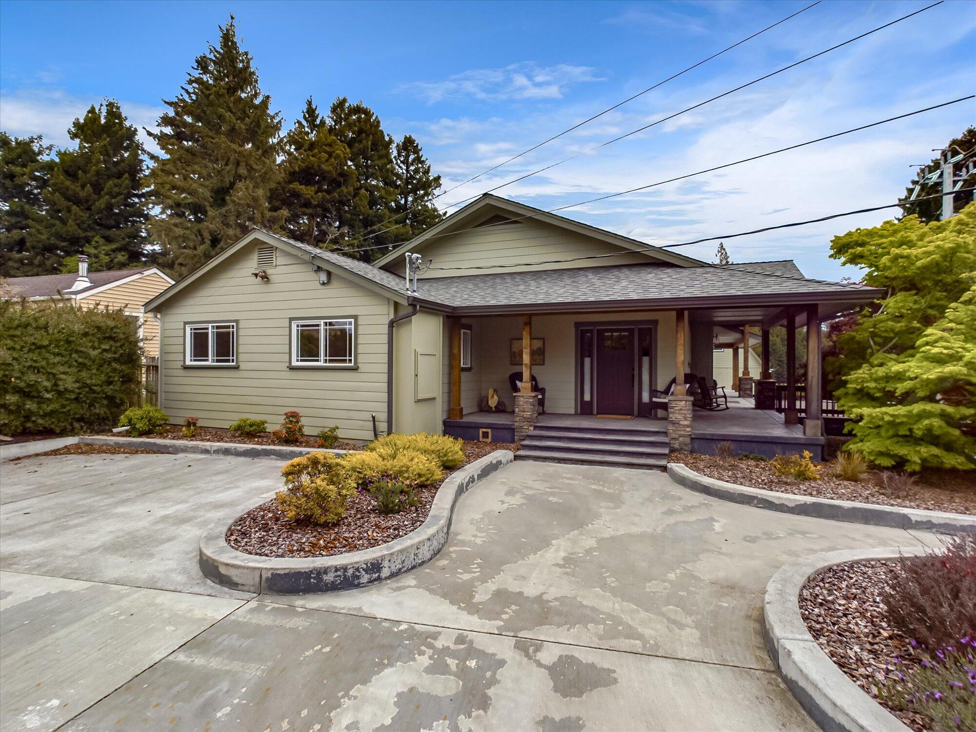 3925 Campton Road