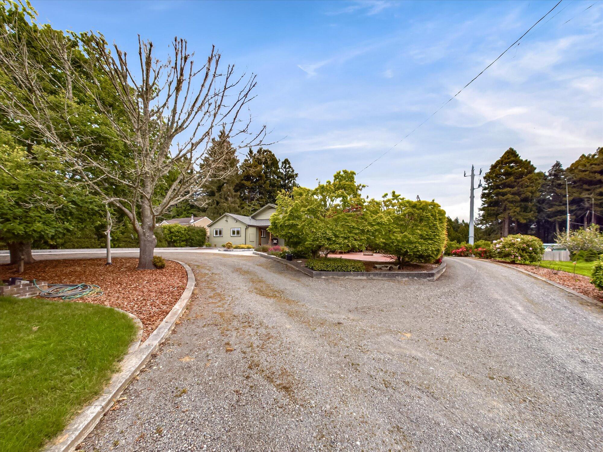 3925 Campton Road