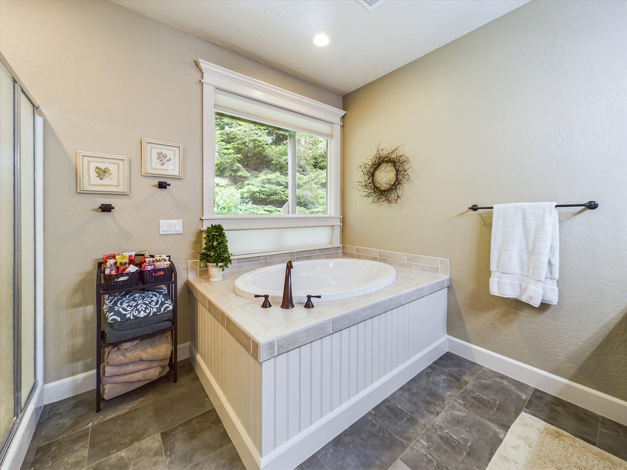 2690 O'Neil Lane