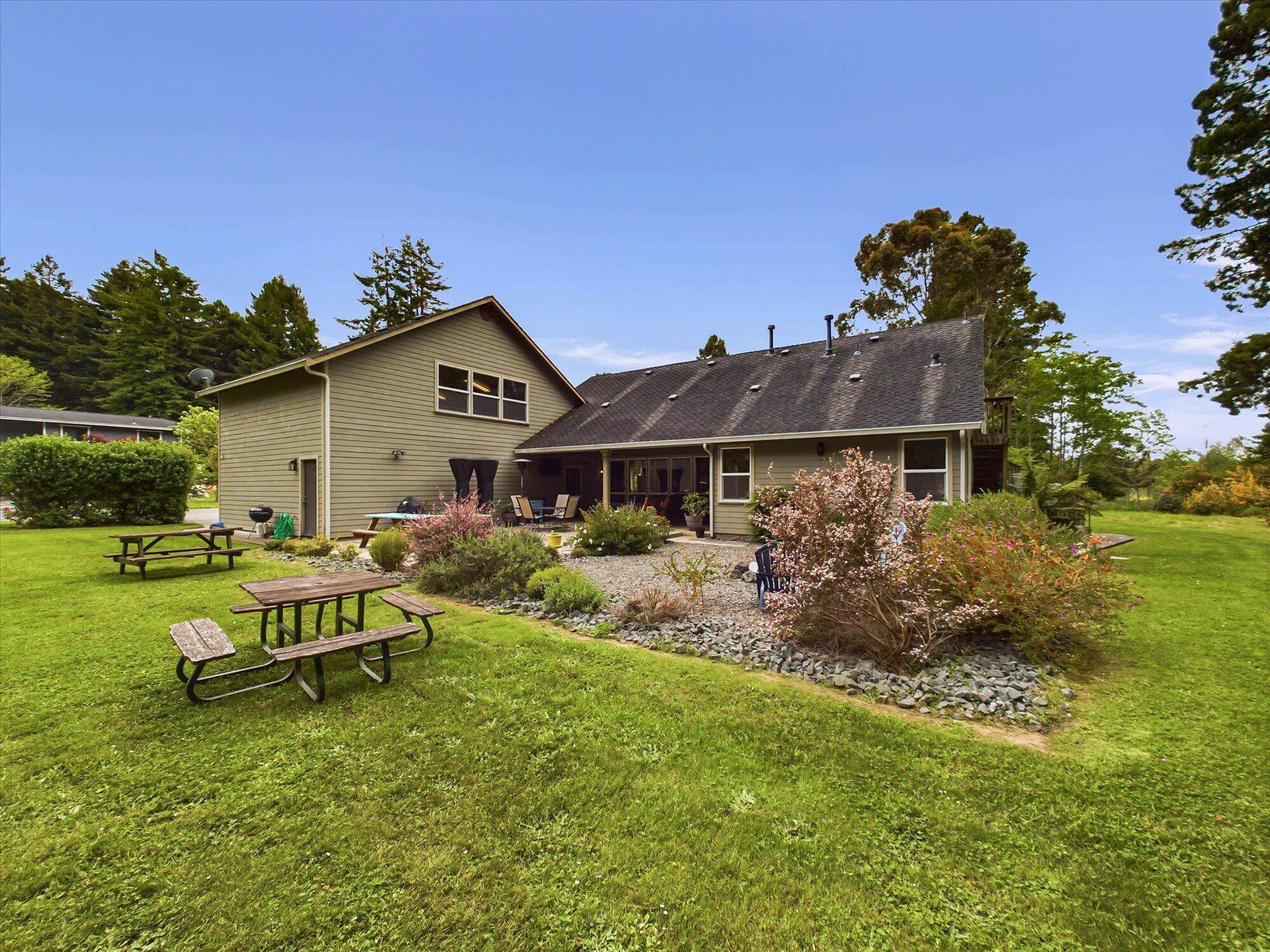 2690 O'Neil Lane