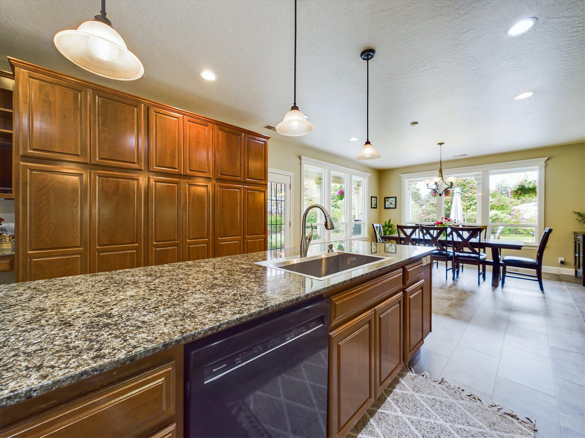 2690 O'Neil Lane