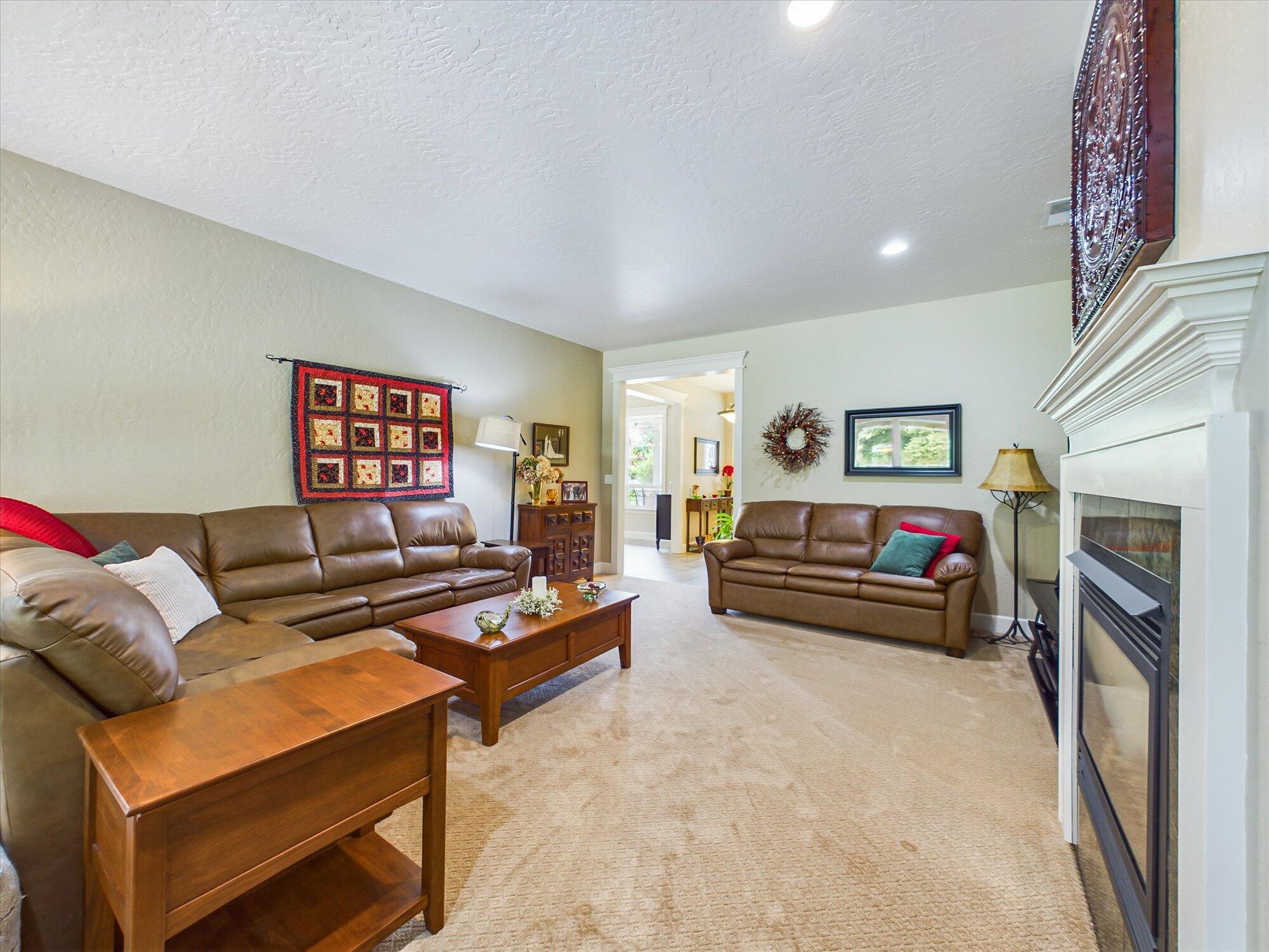 2690 O'Neil Lane