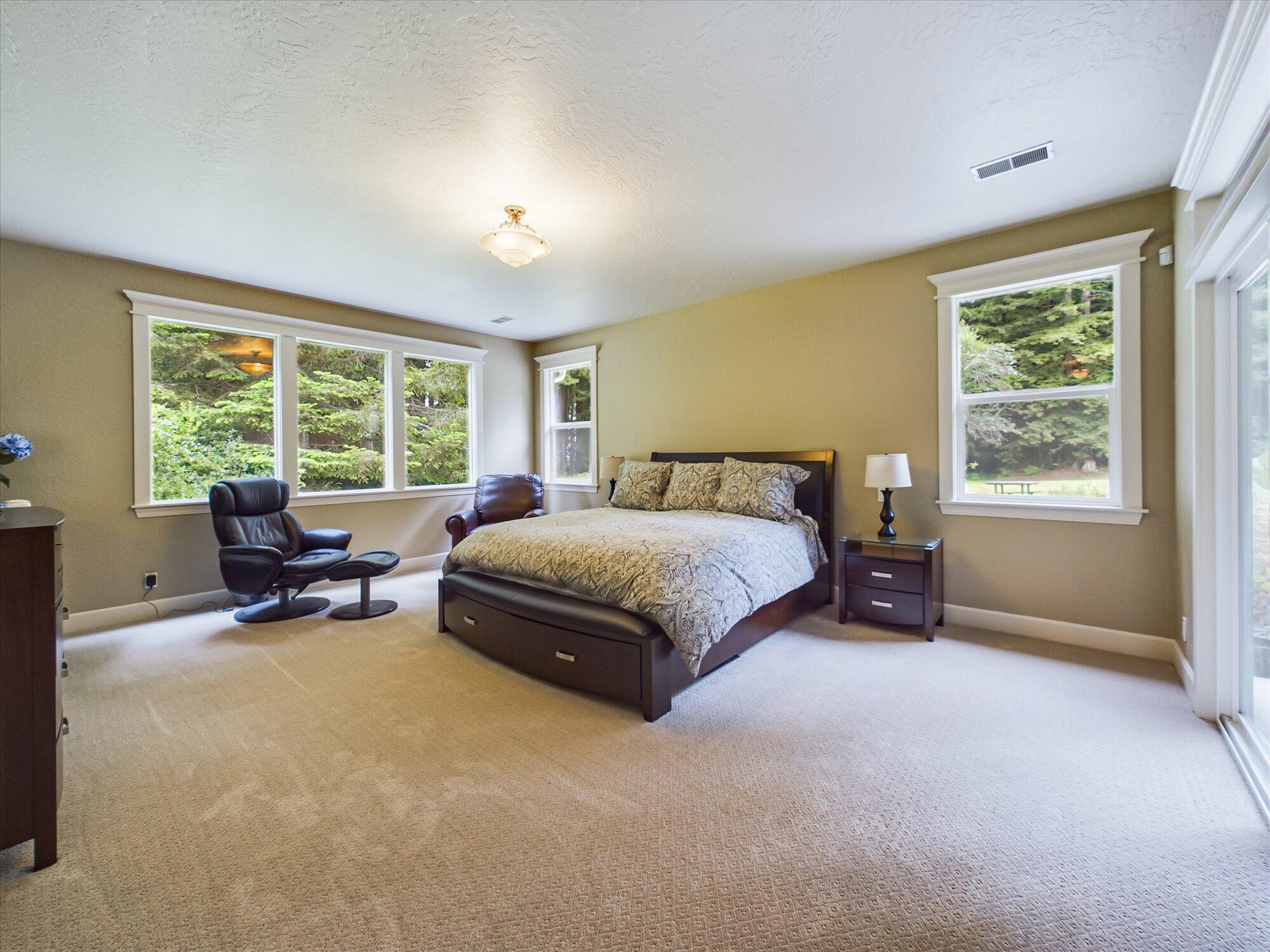2690 O'Neil Lane