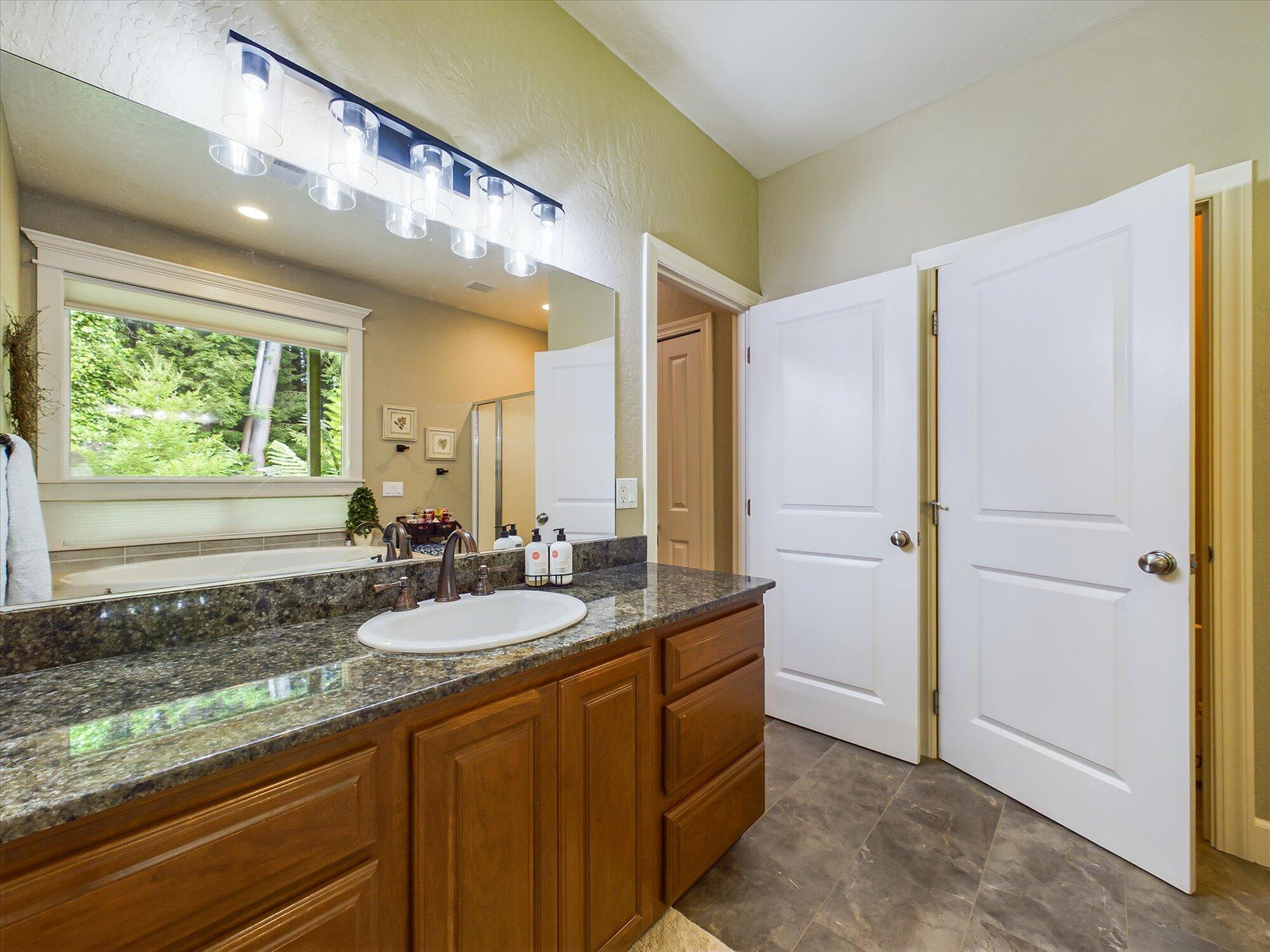 2690 O'Neil Lane