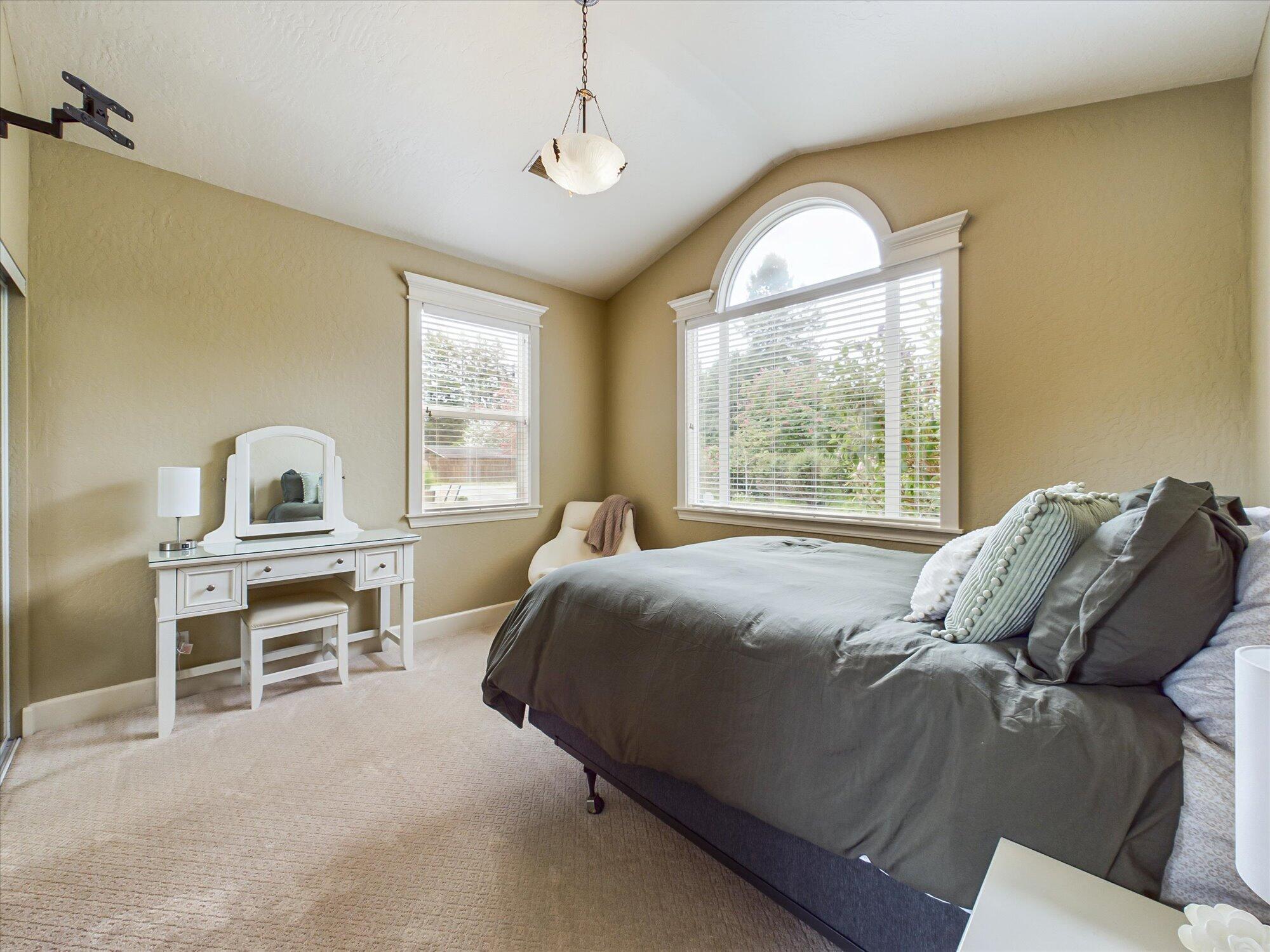 2690 O'Neil Lane