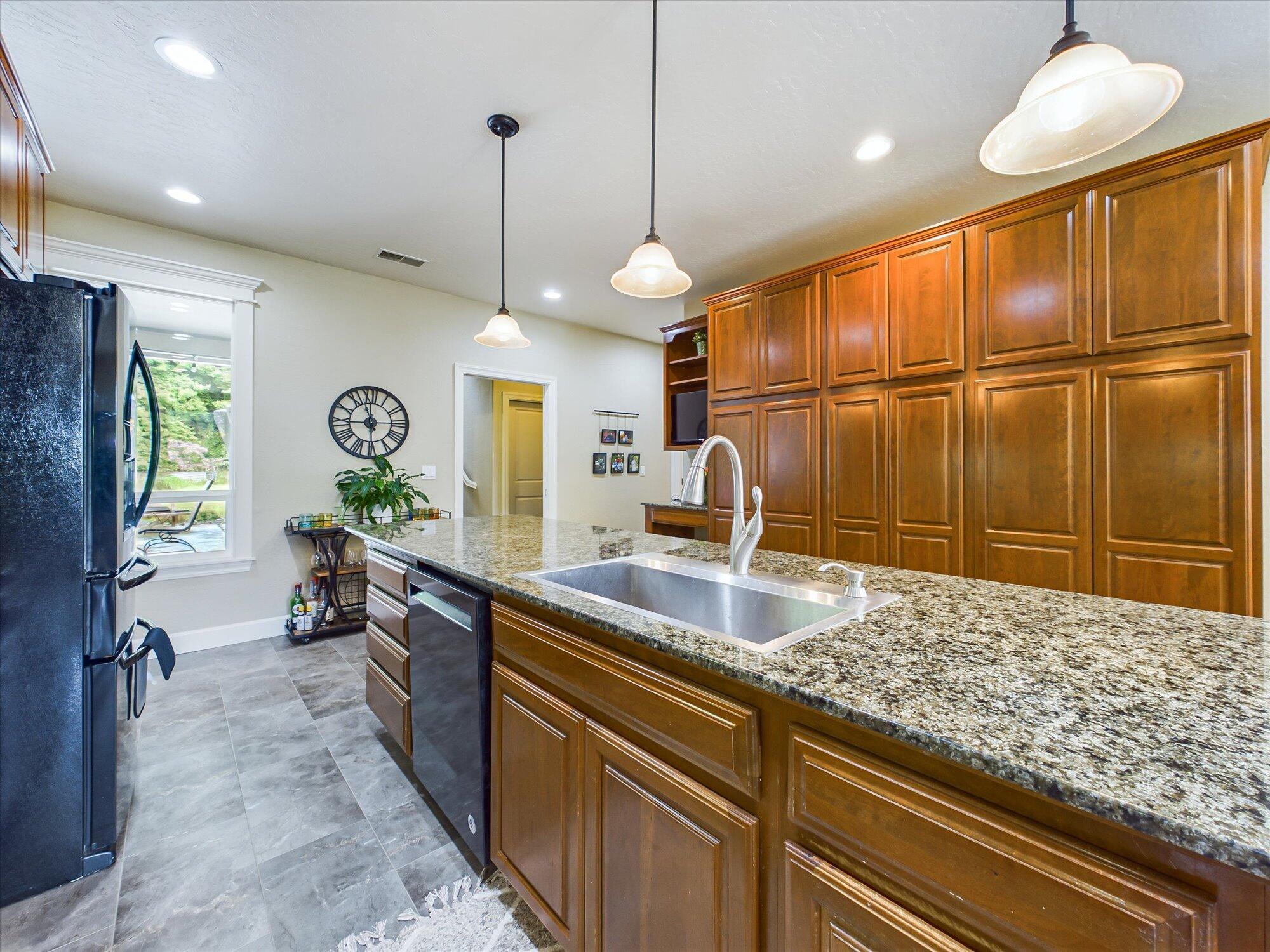 2690 O'Neil Lane