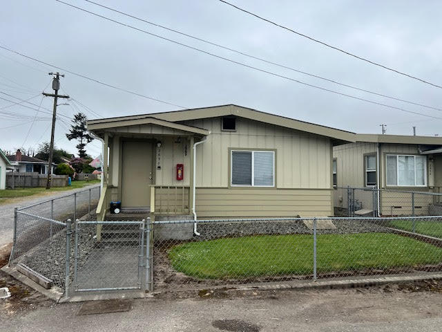 2660 Campton Heights Drive