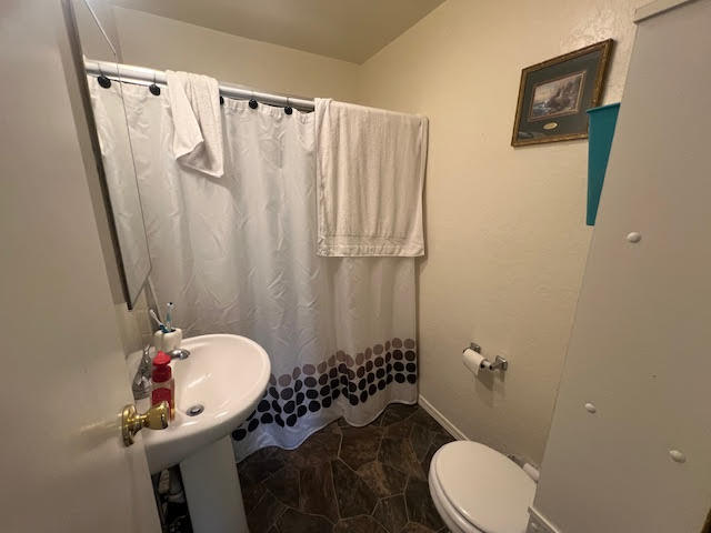 2660 Campton Heights Drive