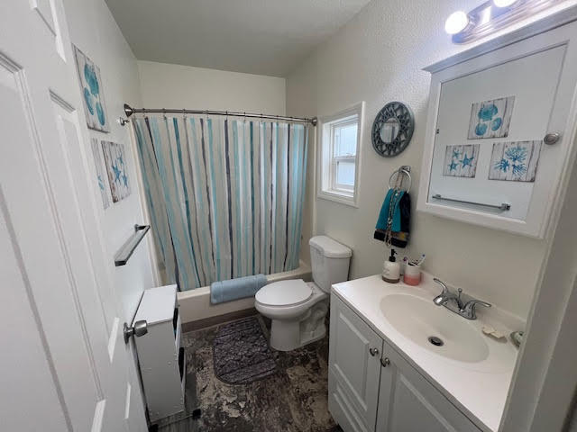 2660 Campton Heights Drive
