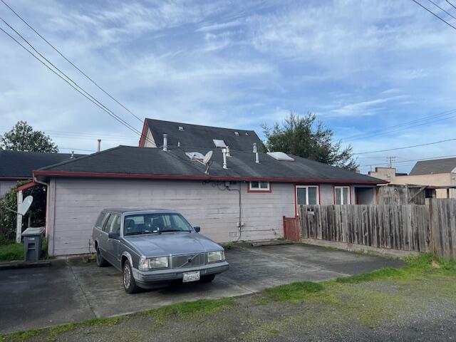 809 J Street