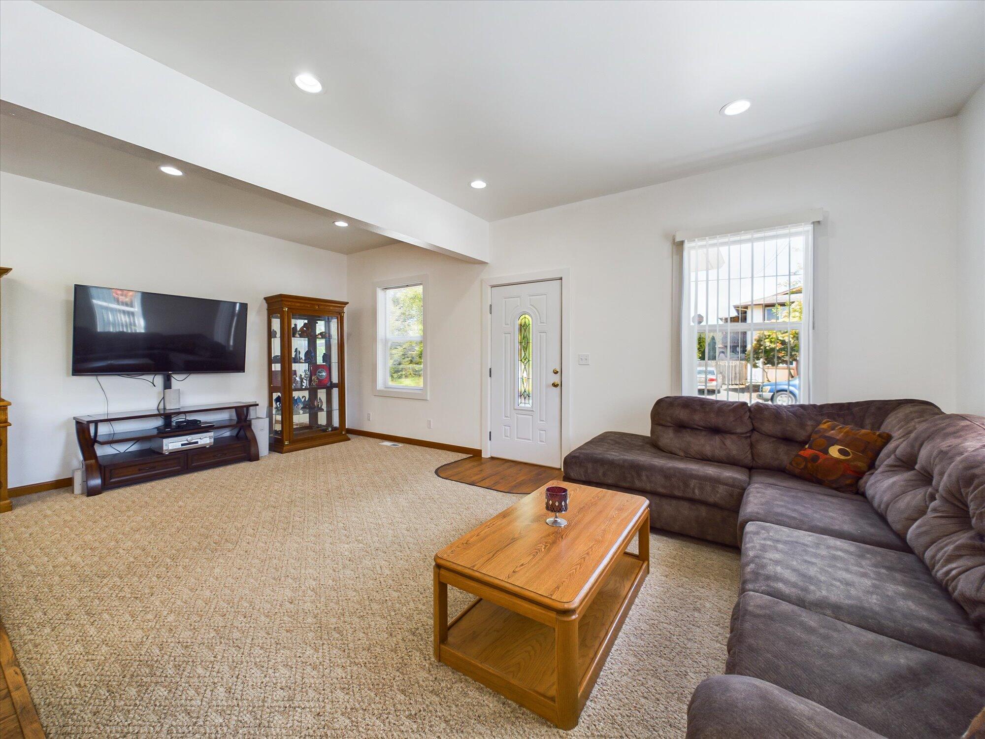 2226 Arbutus Street