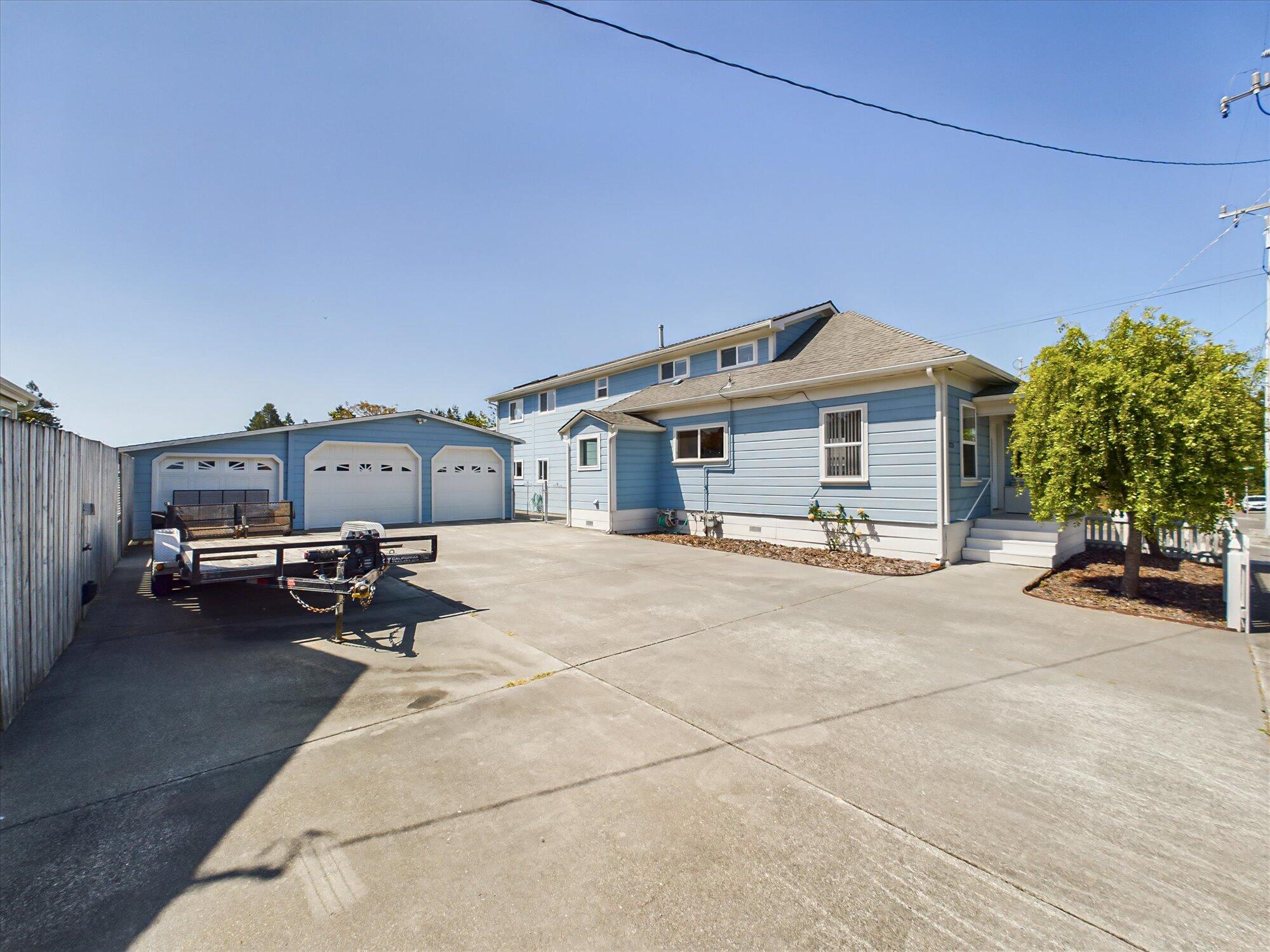 2226 Arbutus Street