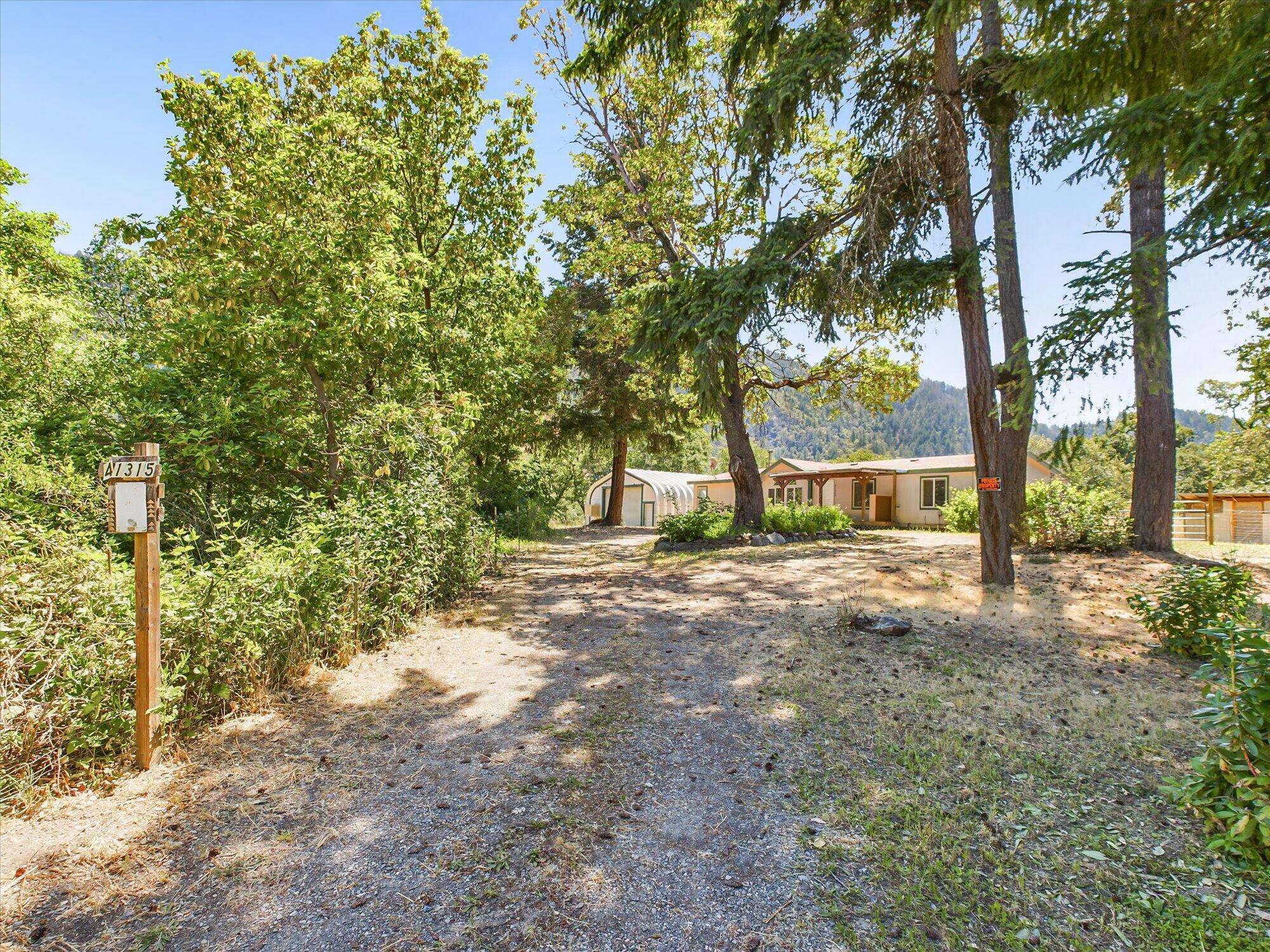 41315 Hwy 299 Road
