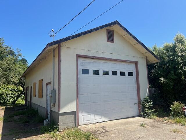 6863 Rohnerville Road