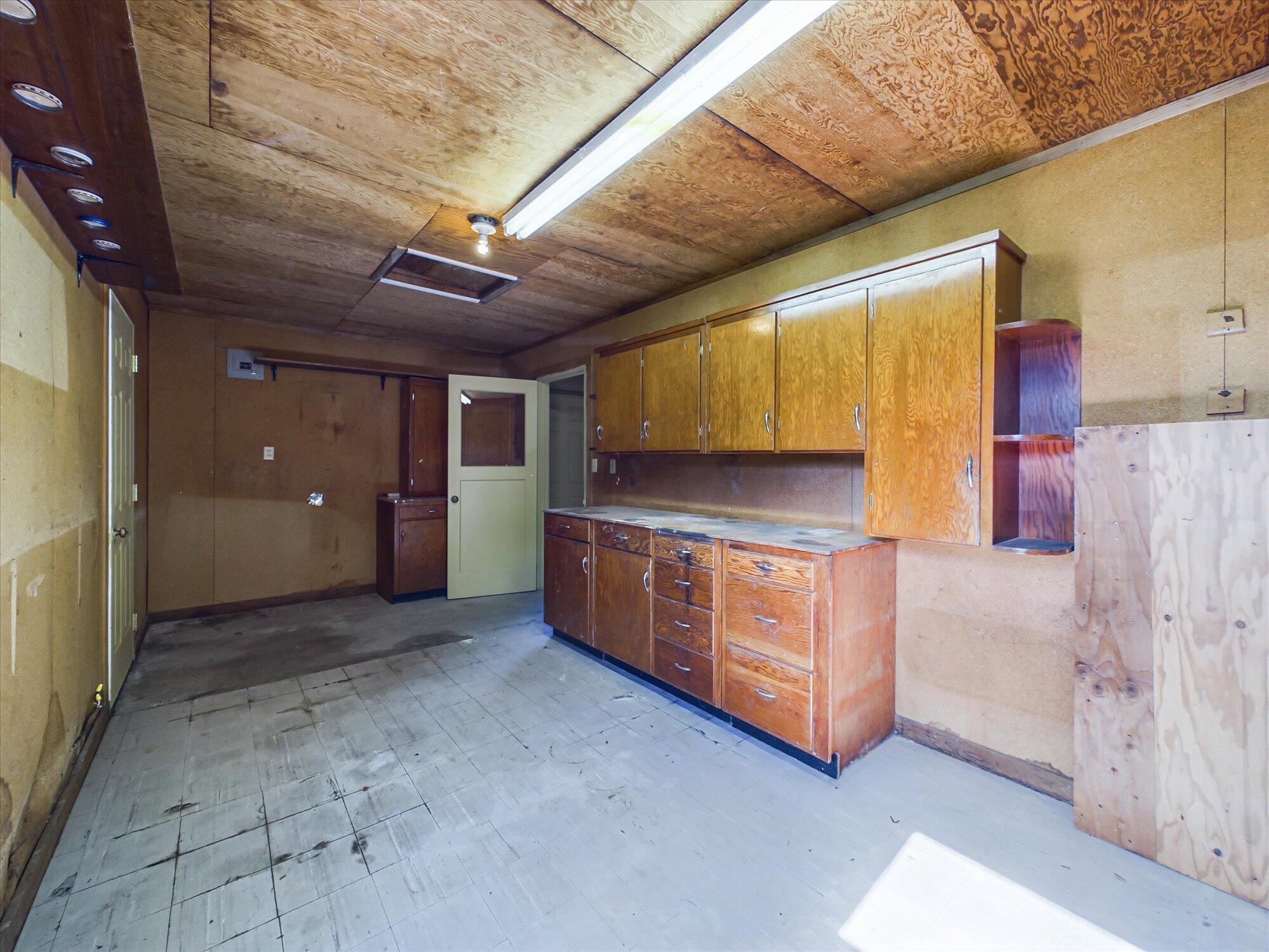 2034 Everding Street