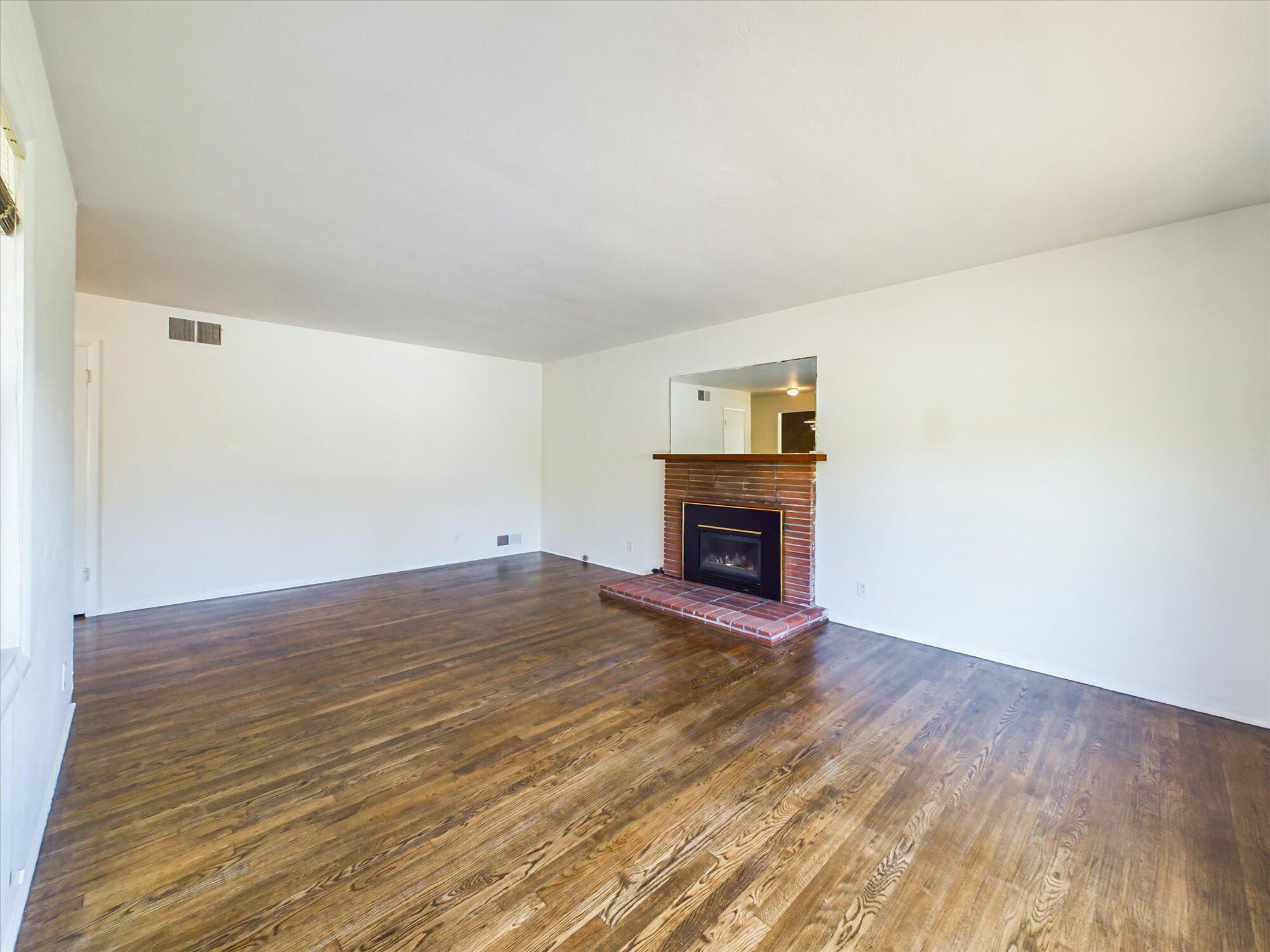2034 Everding Street