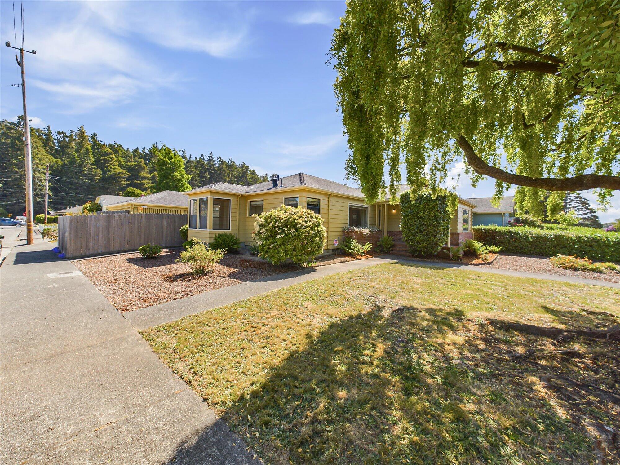 2034 Everding Street