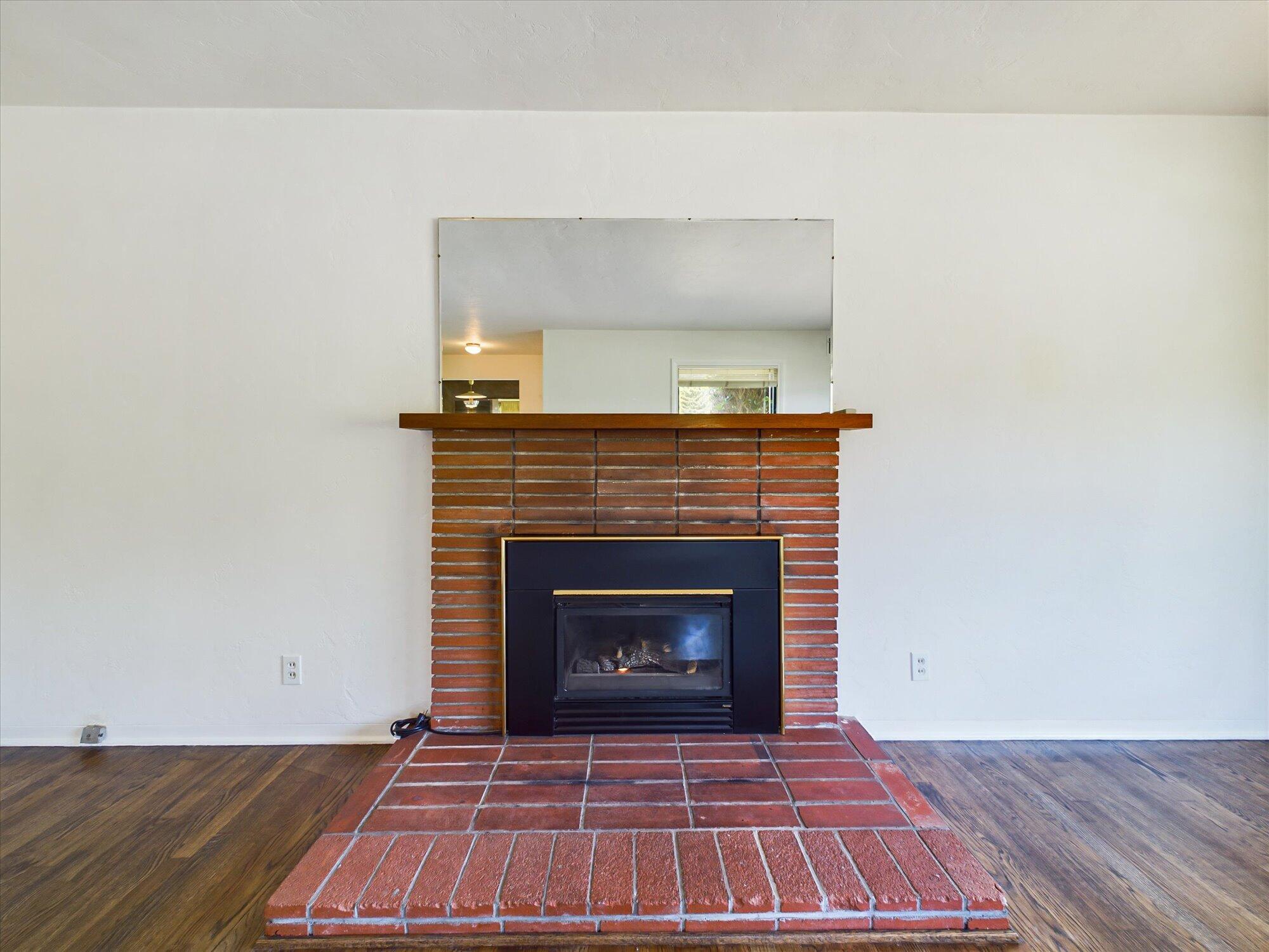 2034 Everding Street