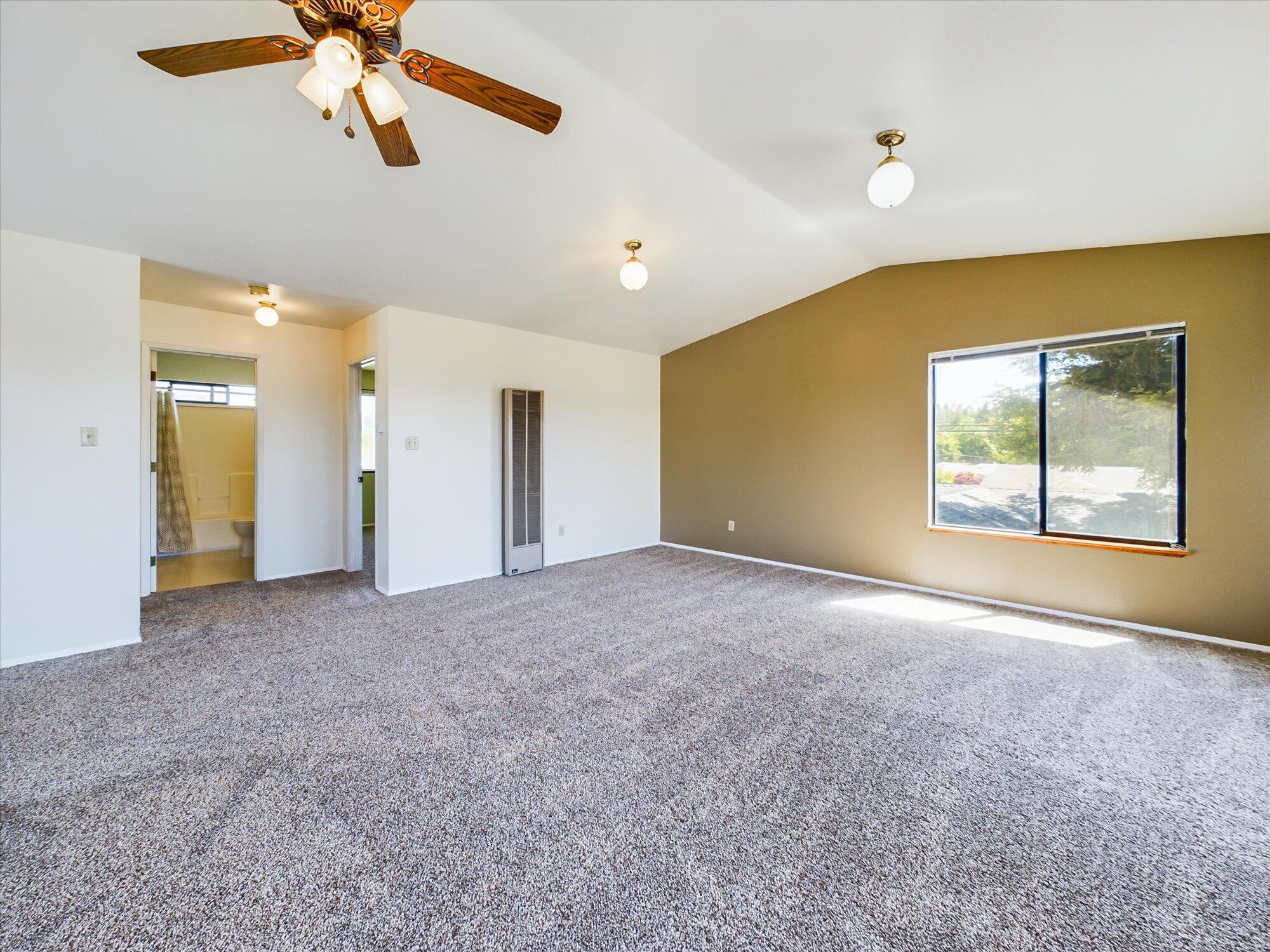 2051/2049 Sutter Road, McKinleyville