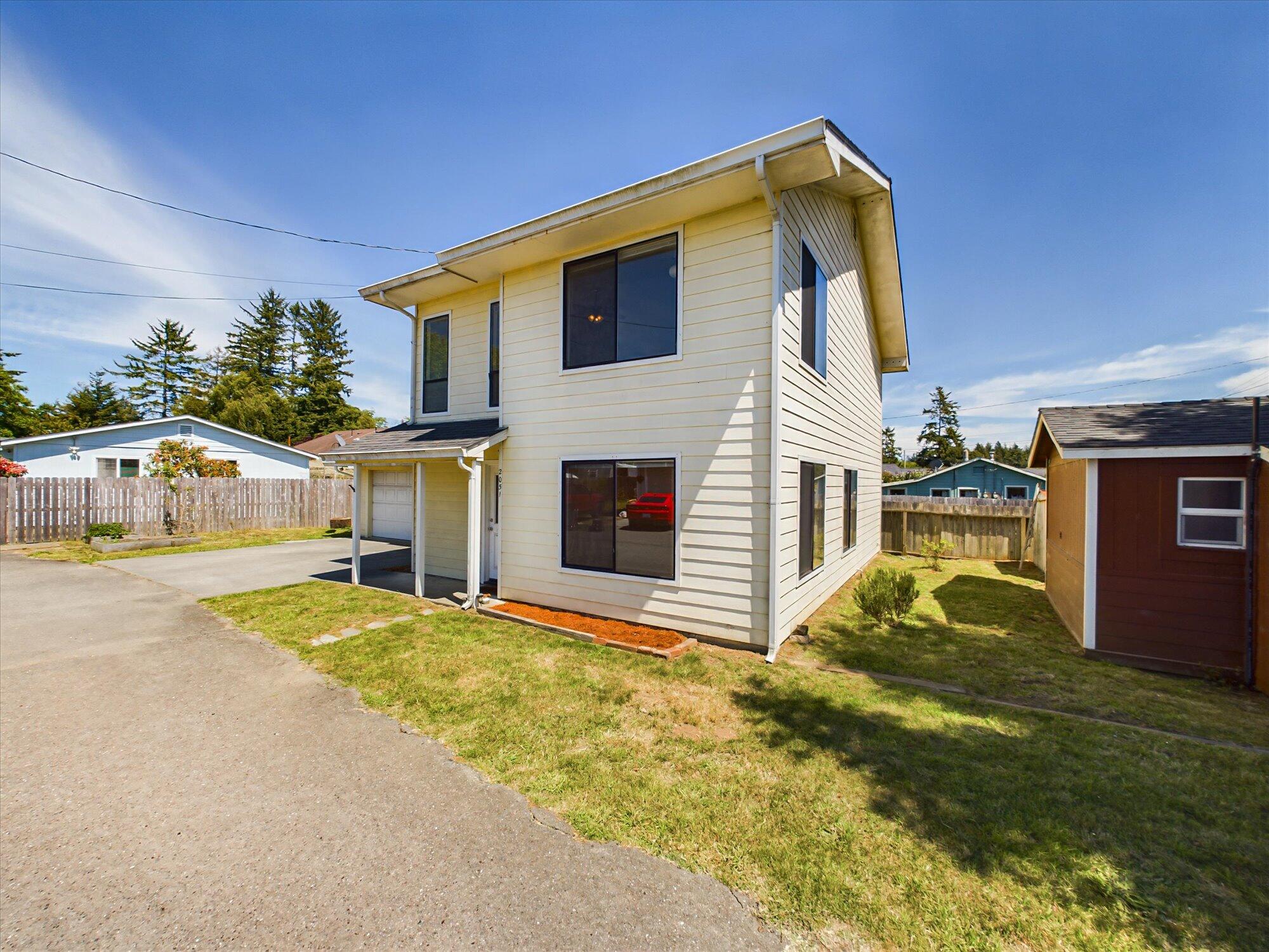 2051/2049 Sutter Road, McKinleyville