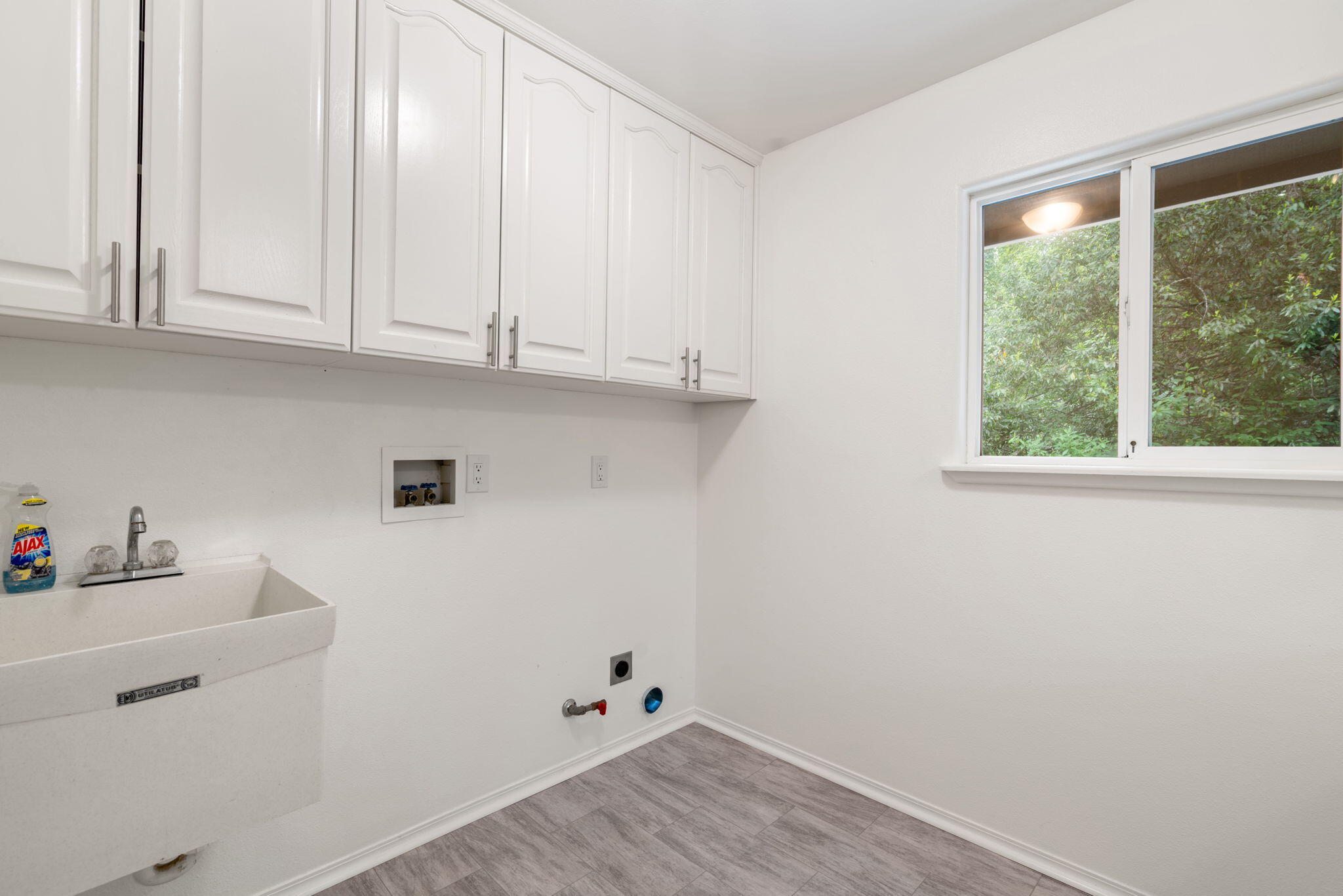 330 Myrtlewood Lane, McKinleyville