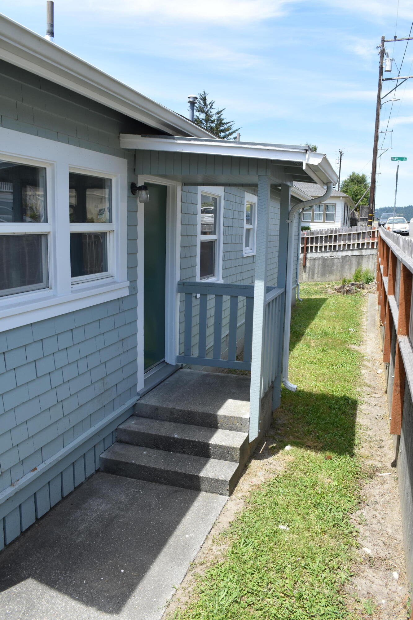 673 4th Street