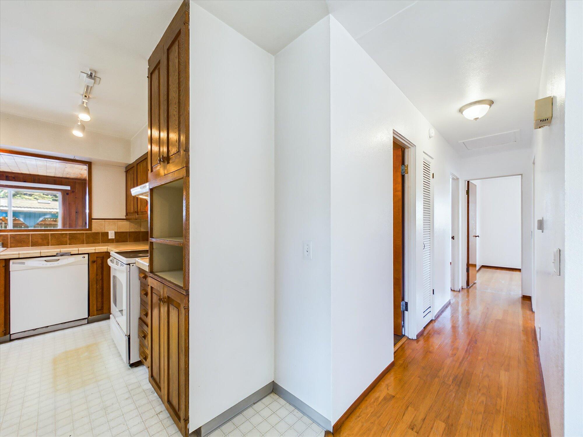 1749 Linton Avenue