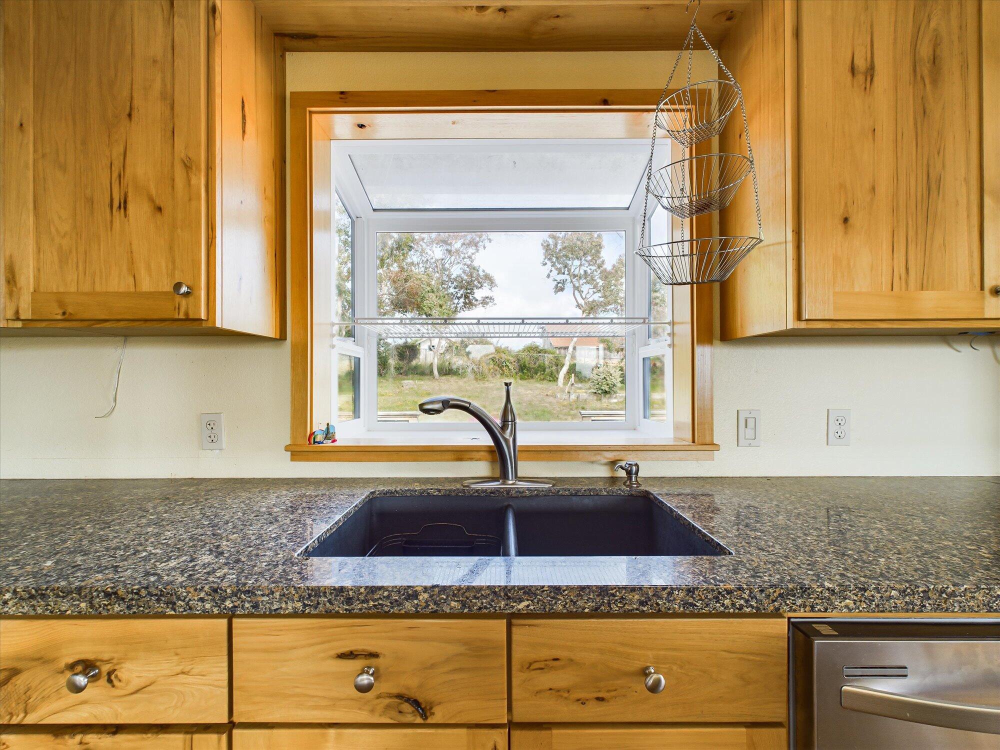 1563 Salmon Avenue, McKinleyville