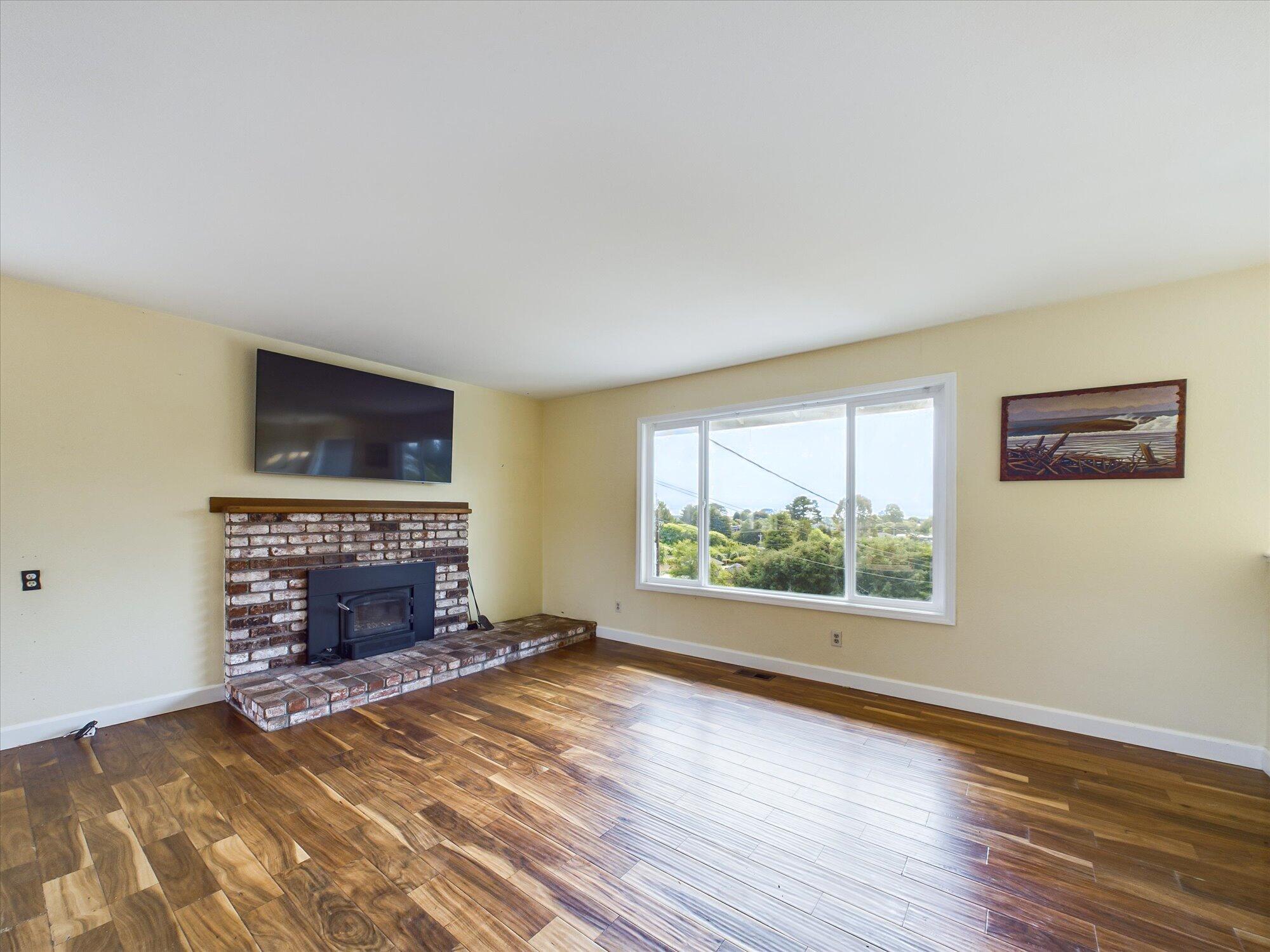 1563 Salmon Avenue, McKinleyville