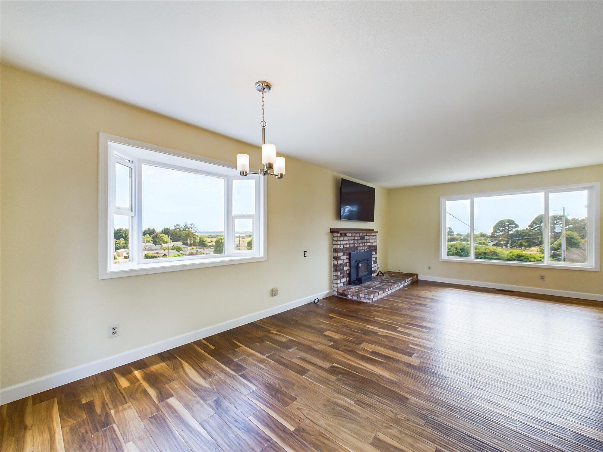 1563 Salmon Avenue, McKinleyville