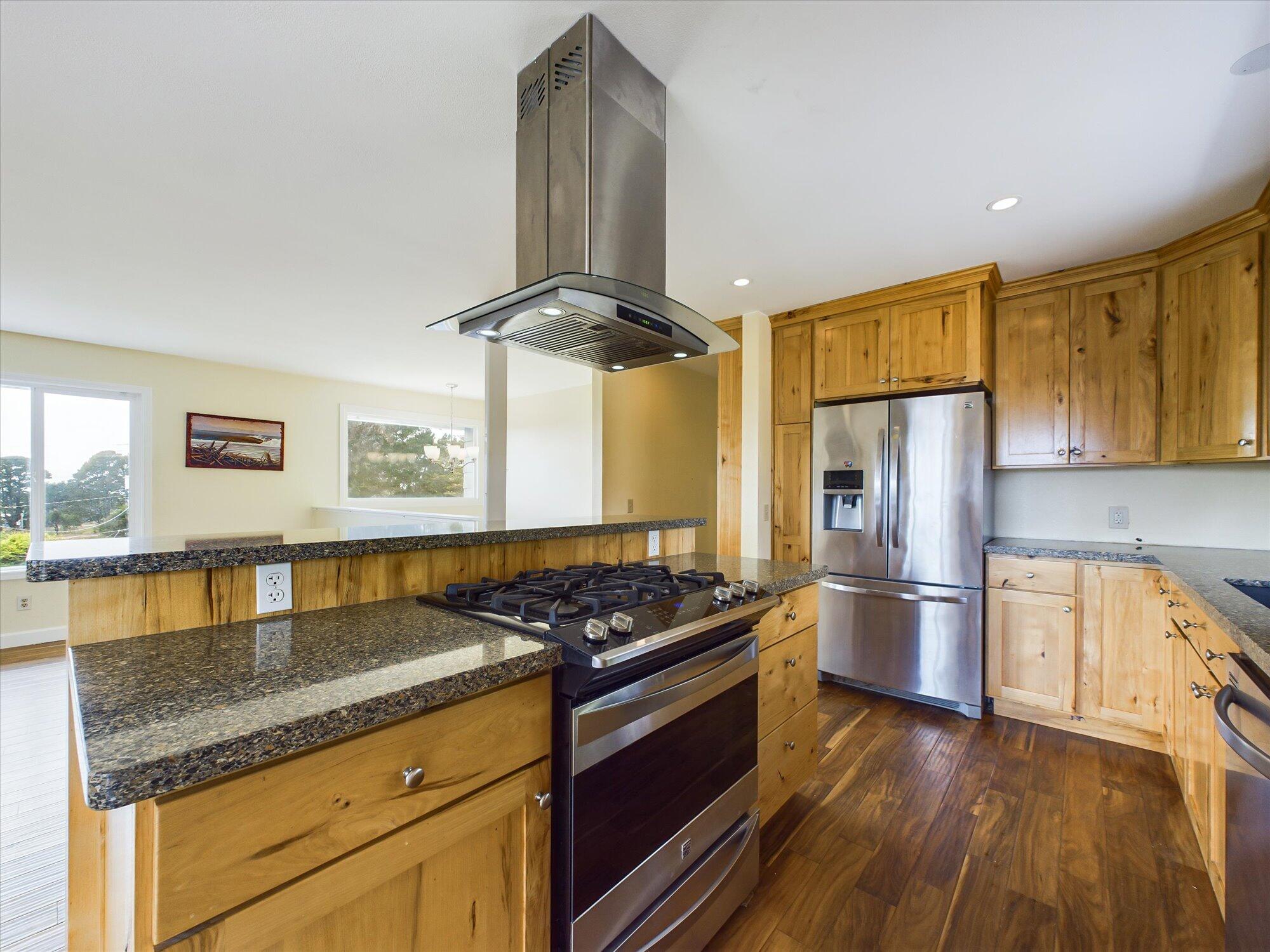 1563 Salmon Avenue, McKinleyville