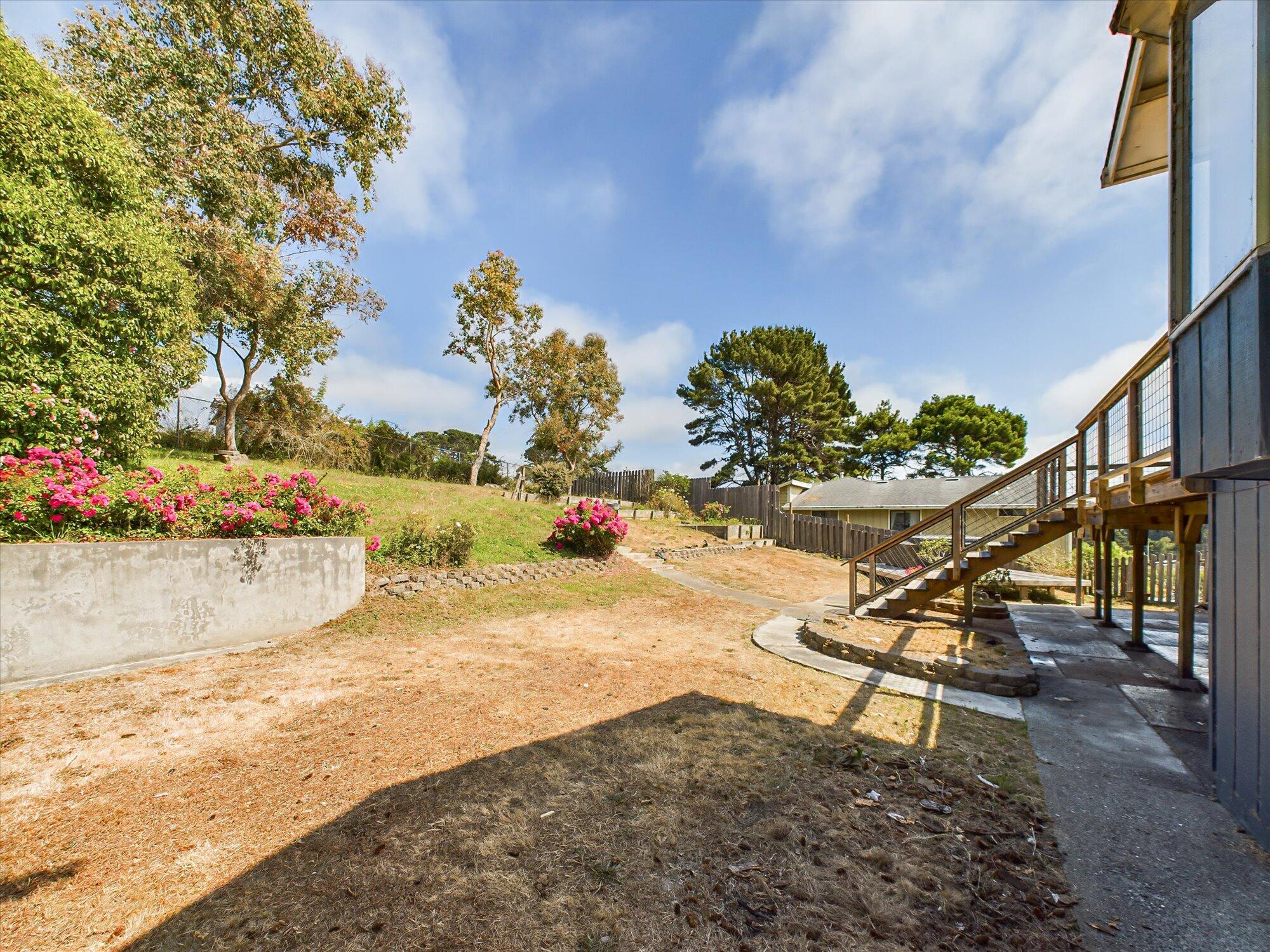 1563 Salmon Avenue, McKinleyville