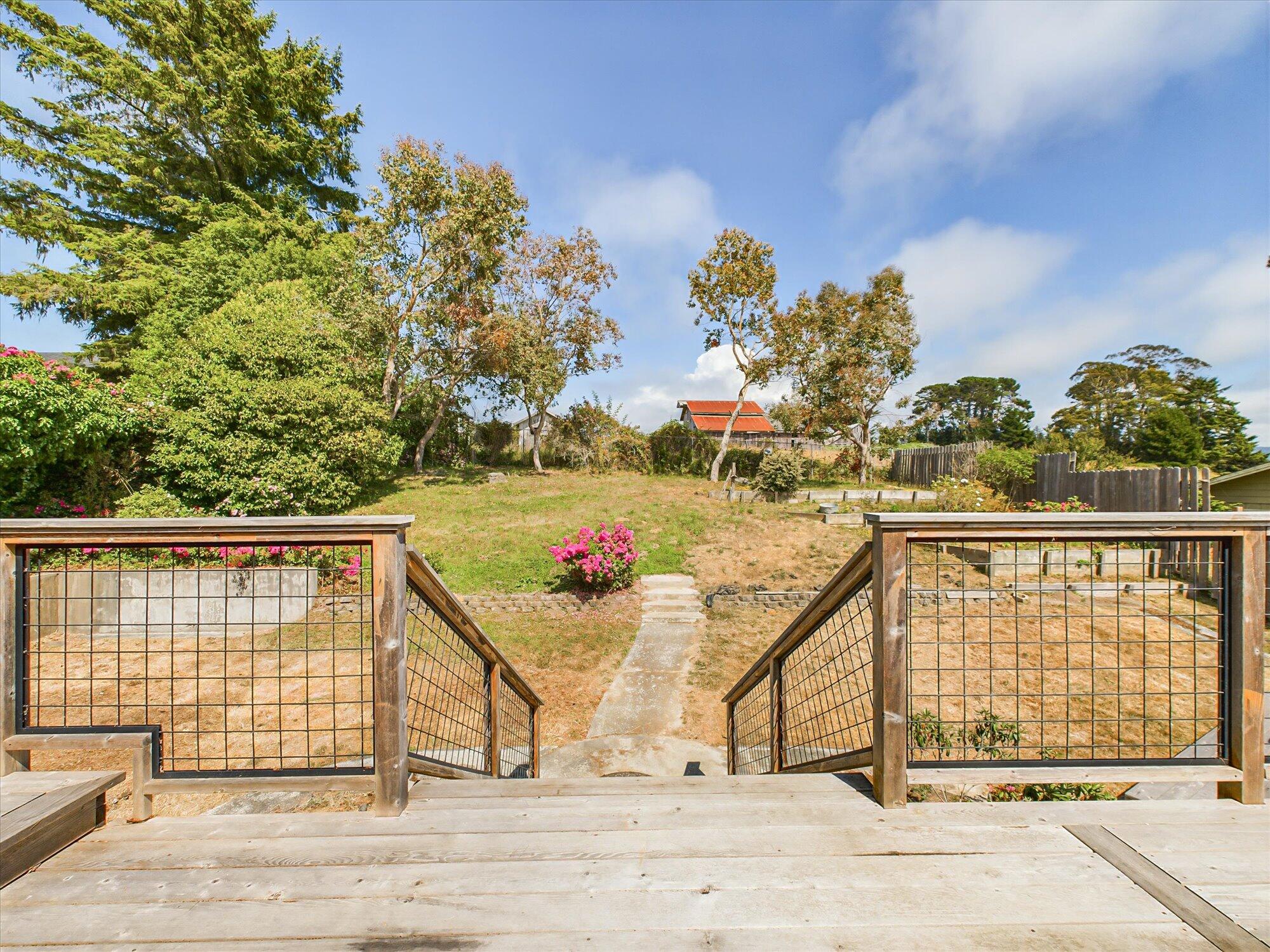 1563 Salmon Avenue, McKinleyville