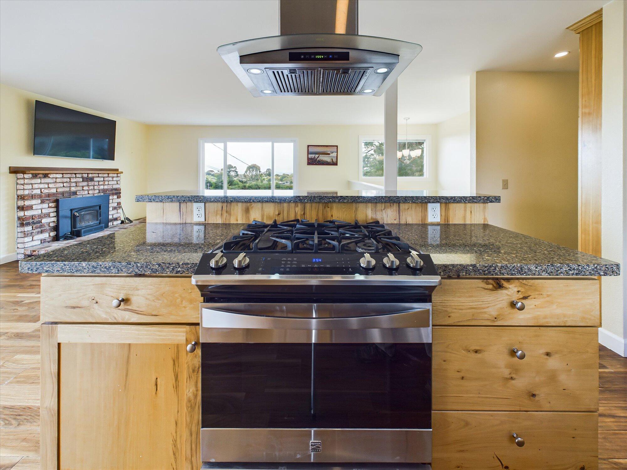 1563 Salmon Avenue, McKinleyville