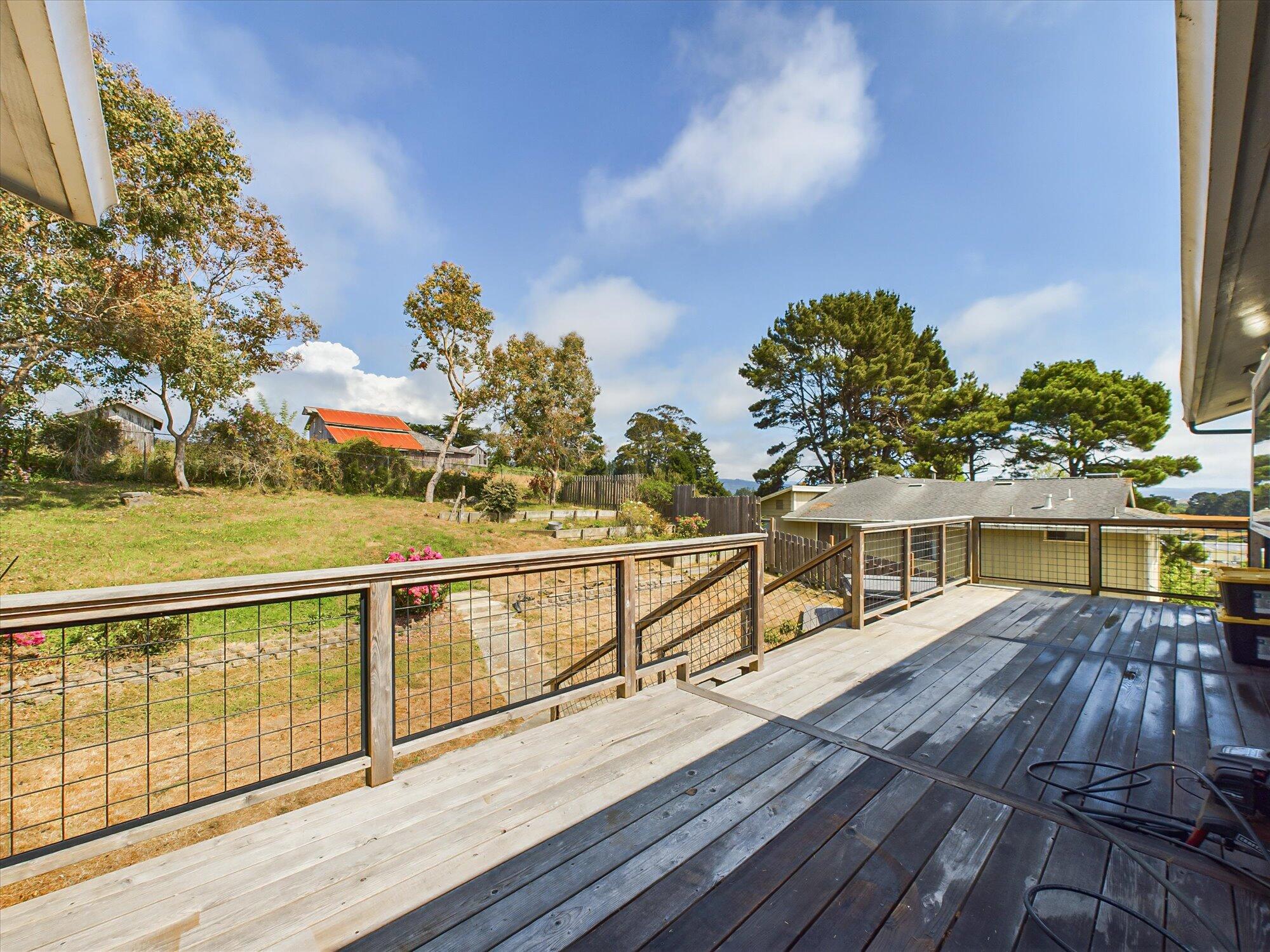 1563 Salmon Avenue, McKinleyville