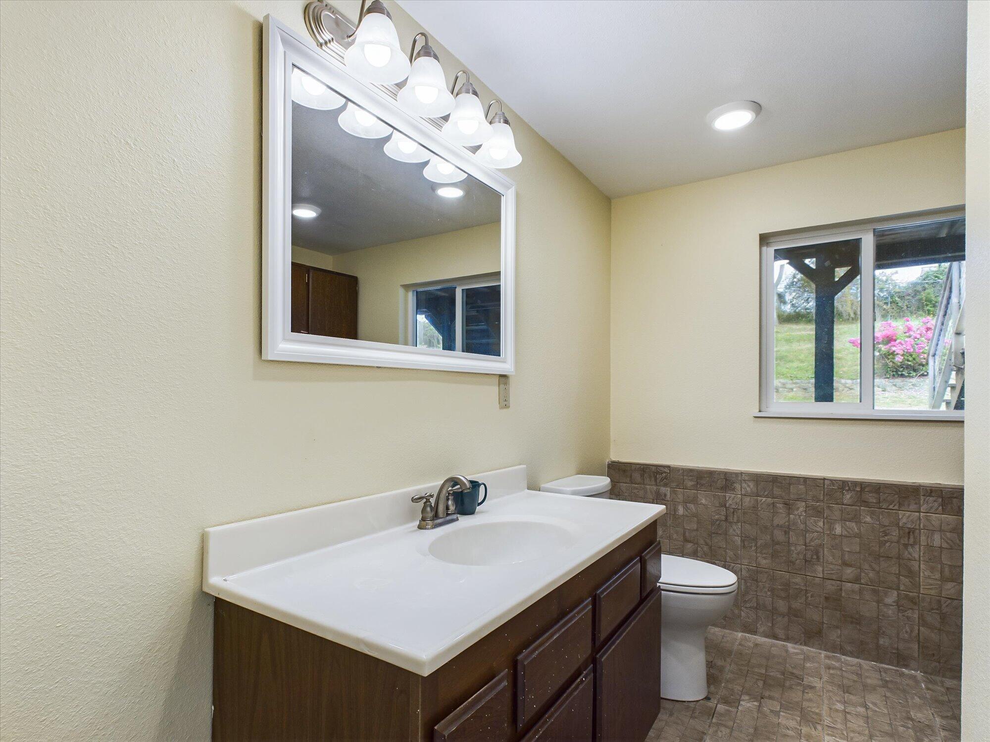 1563 Salmon Avenue, McKinleyville