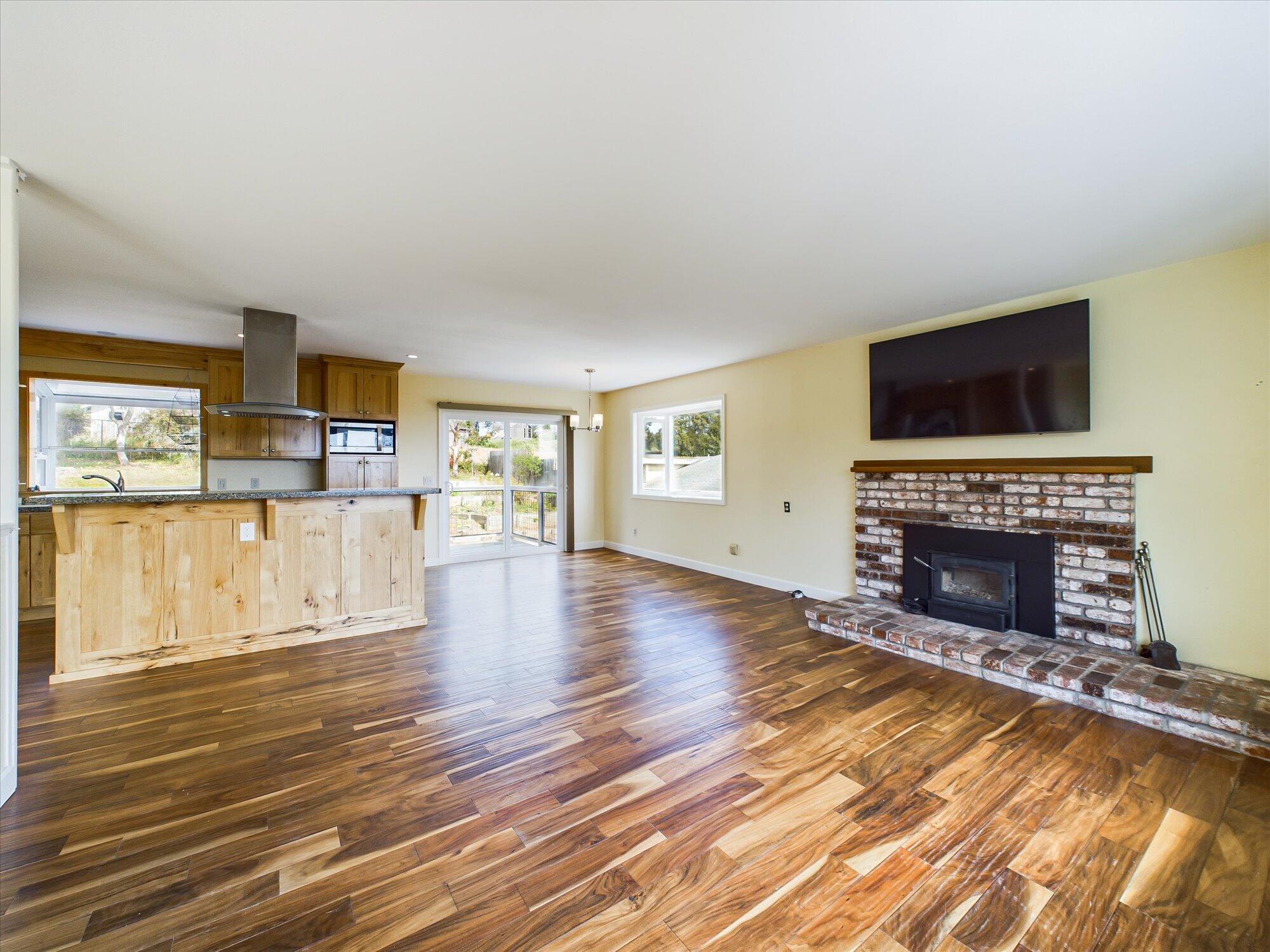 1563 Salmon Avenue, McKinleyville