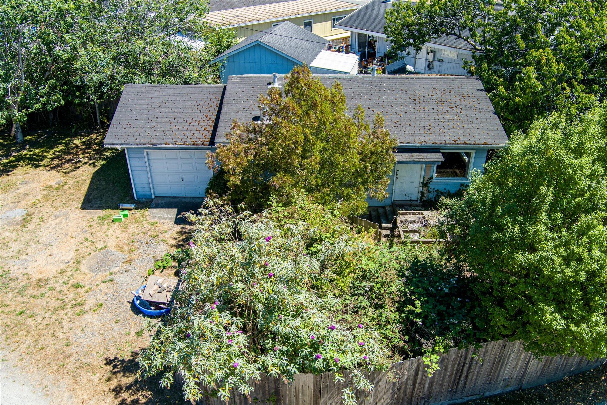 2035 Holly Street