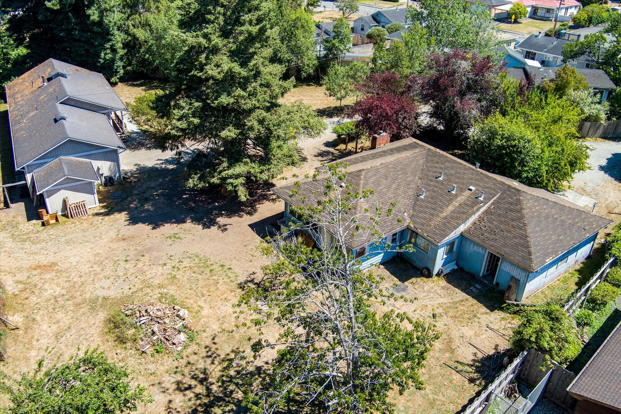 2035 Holly Street