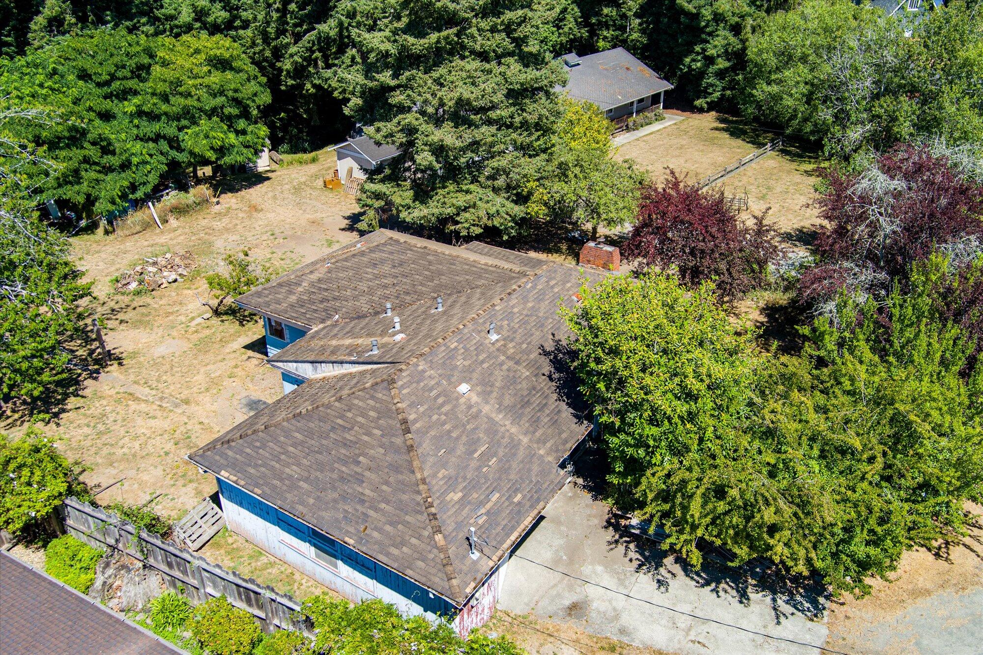 2035 Holly Street