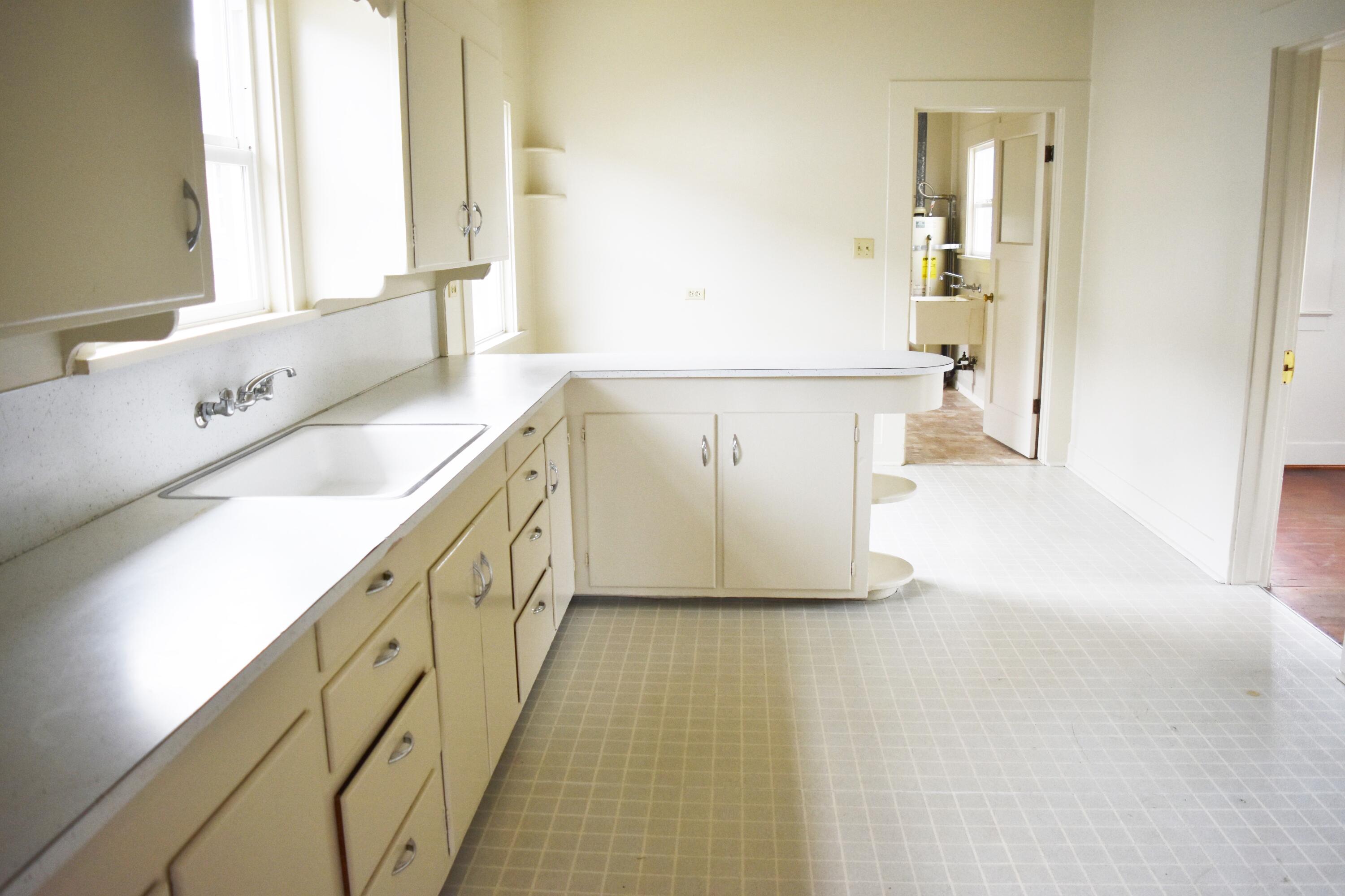 671 4th Street