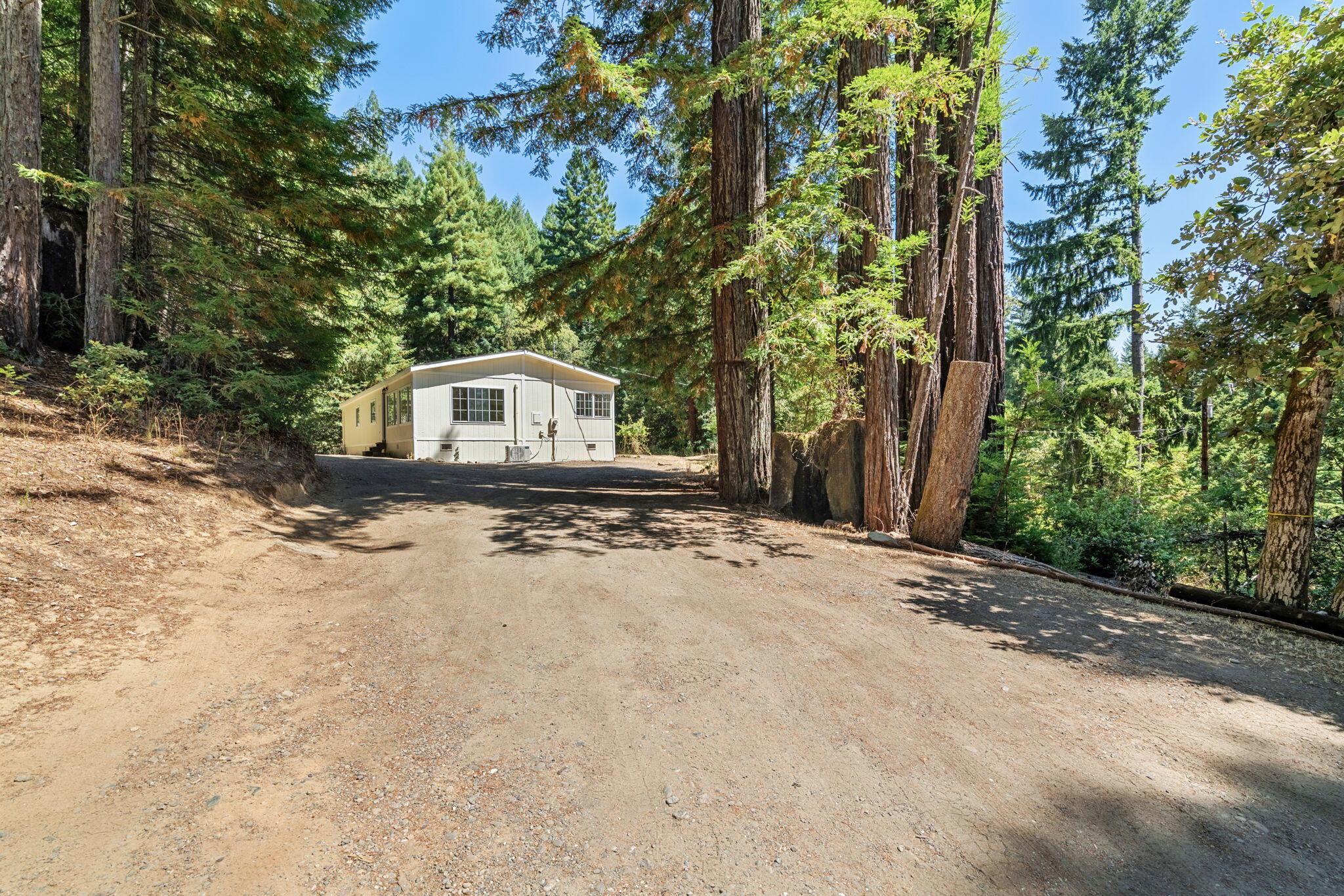 646 Sequoia Road